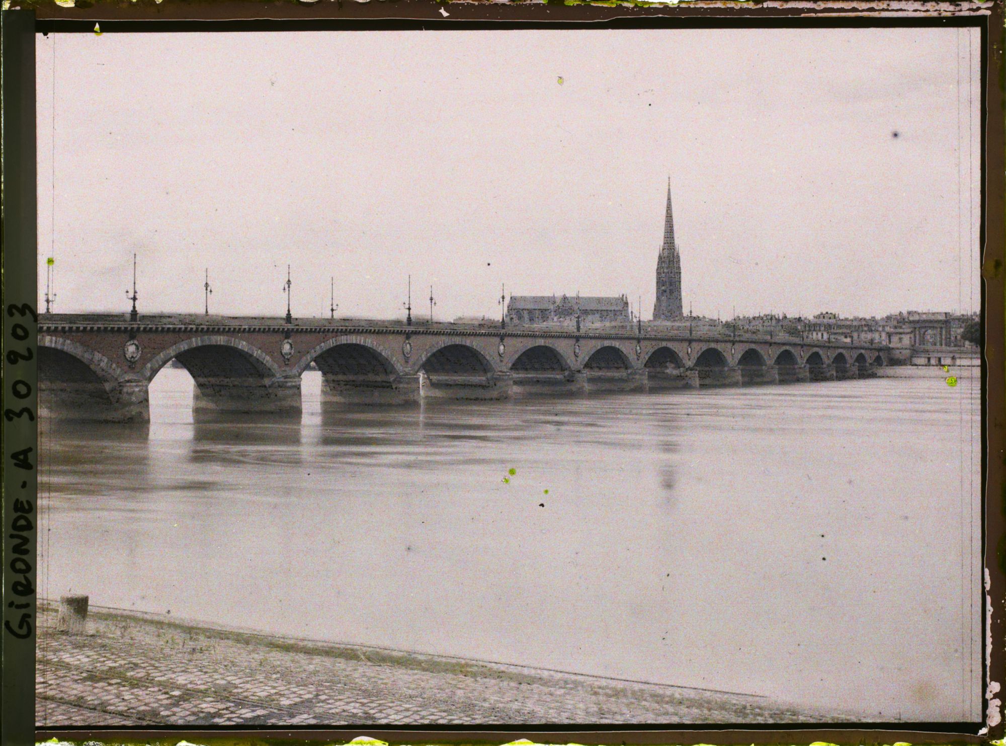 Image représentant France, Bordeaux, Pont de pierre