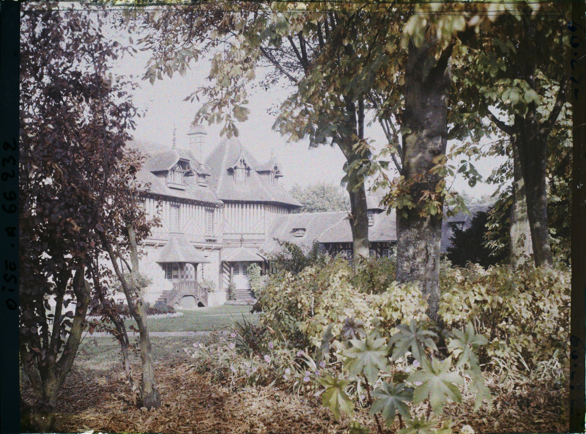 Image représentant Communs du château des Fontaines : la "Maison normande"