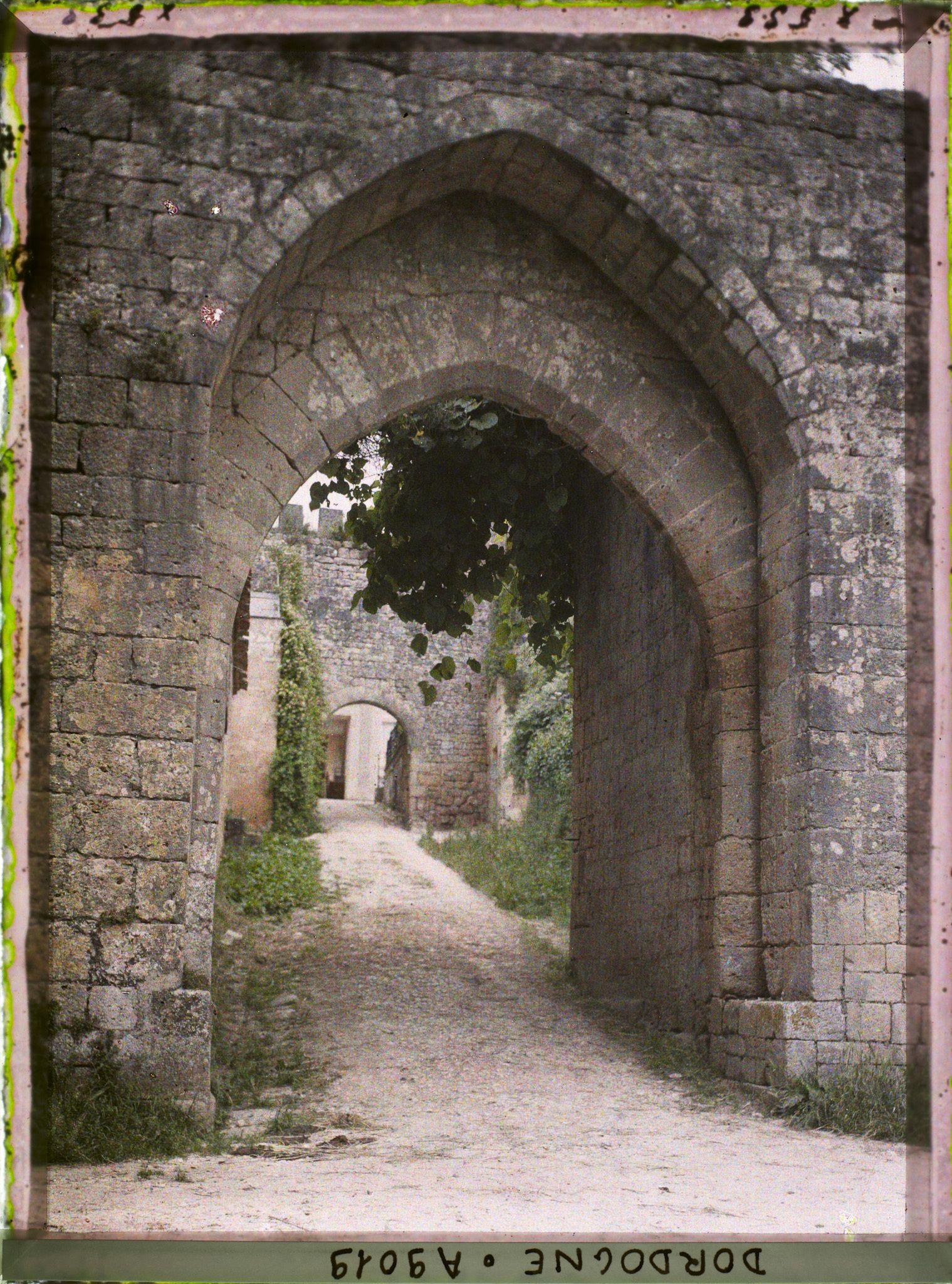 Image représentant Périgord, Beaumont, Les 2 portes