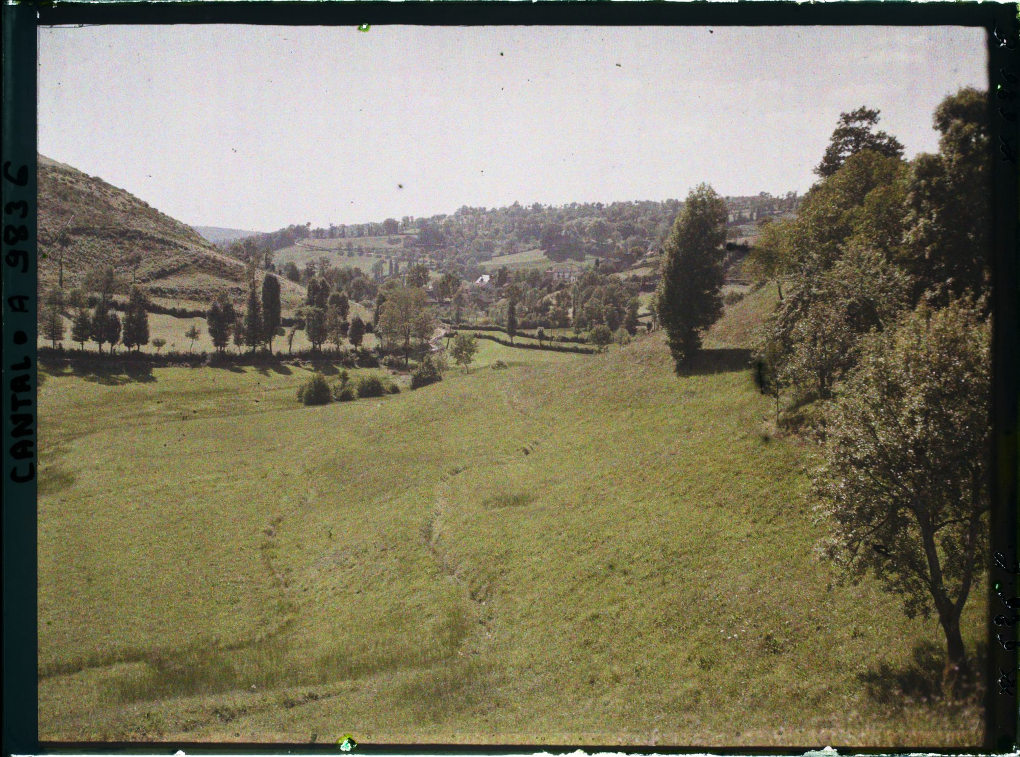 Image représentant Vue générale sur le village dans la vallée