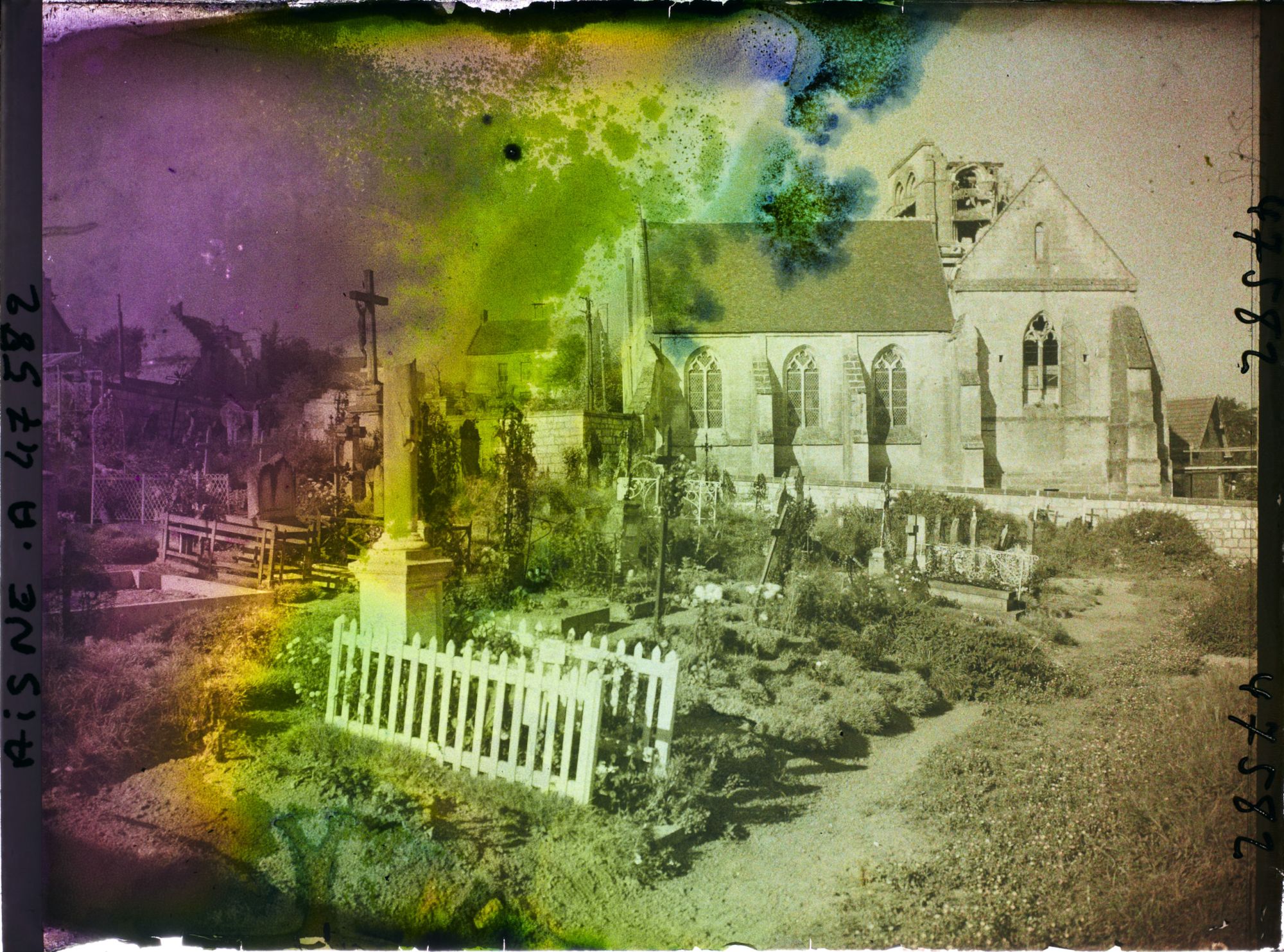 Image représentant France, Coeuvres et Valsery, Le Cimetière et l'Eglise