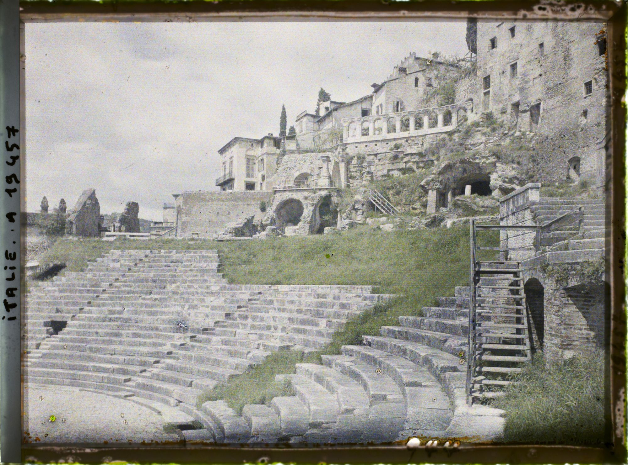 Image représentant Le Théâtre Romain