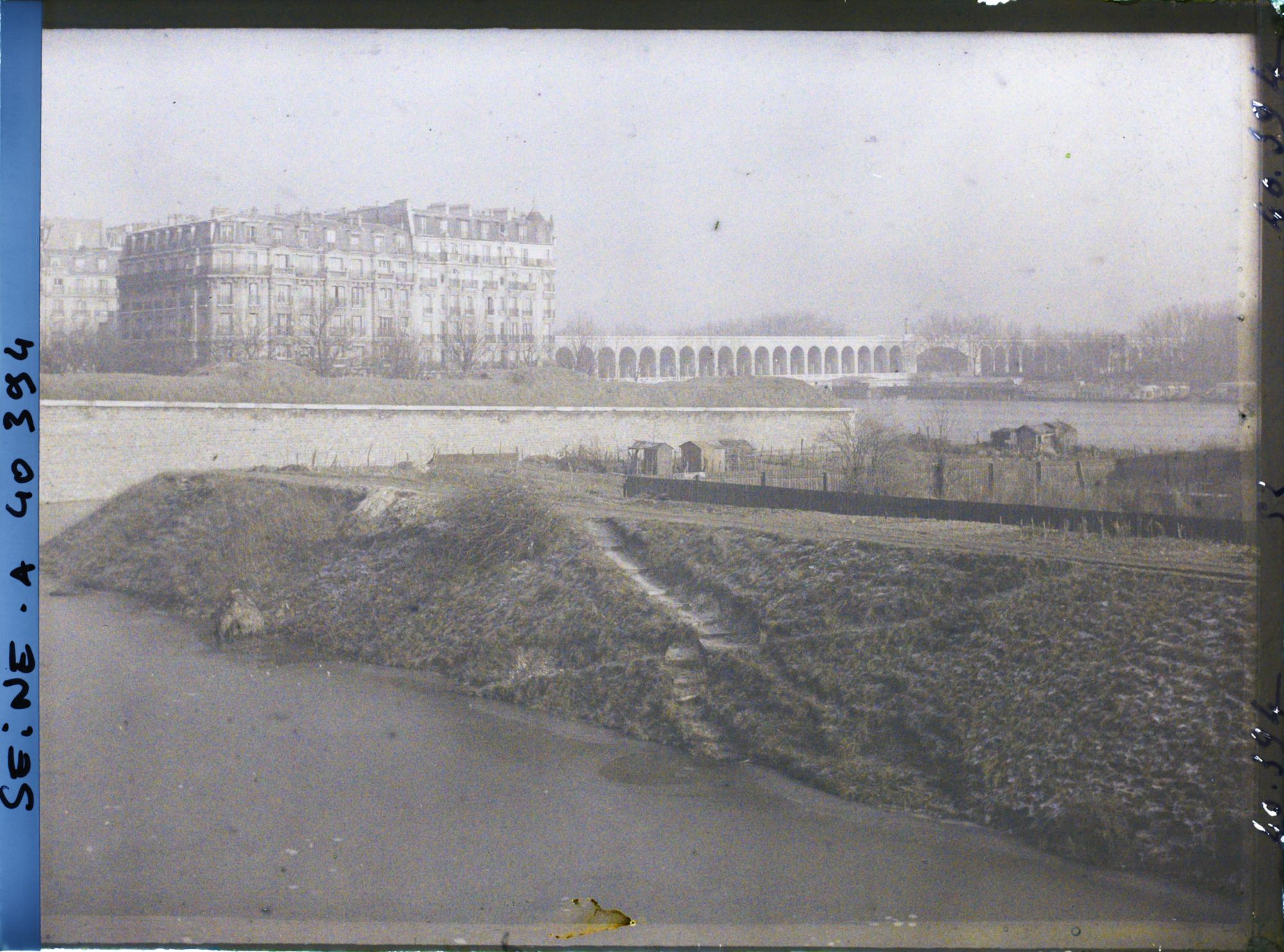 Image représentant Inondations aux pieds des fortifications, près du viaduc du Point-du-Jour