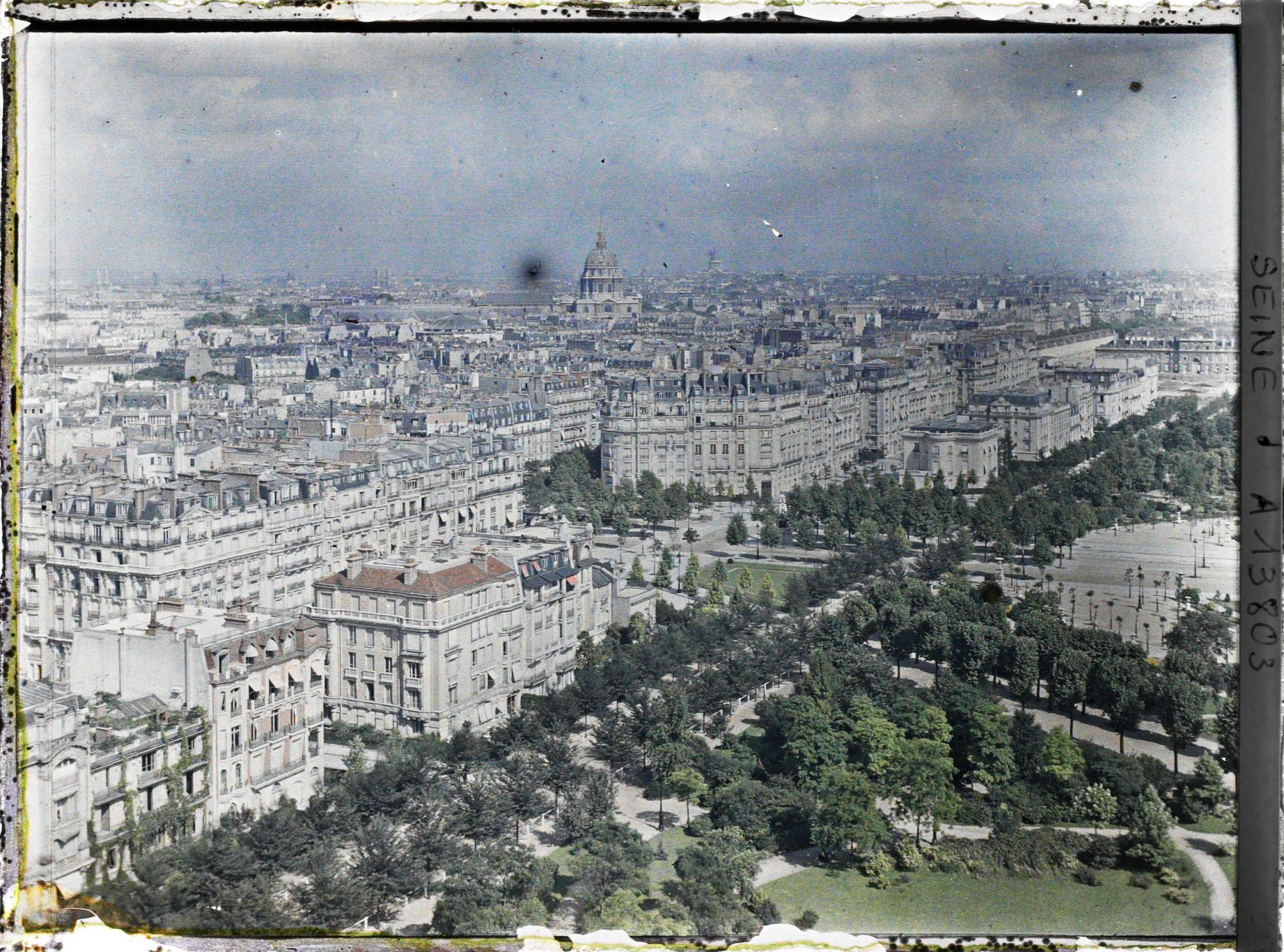 Image représentant Panorama pris de la tour Eiffel en direction des Invalides