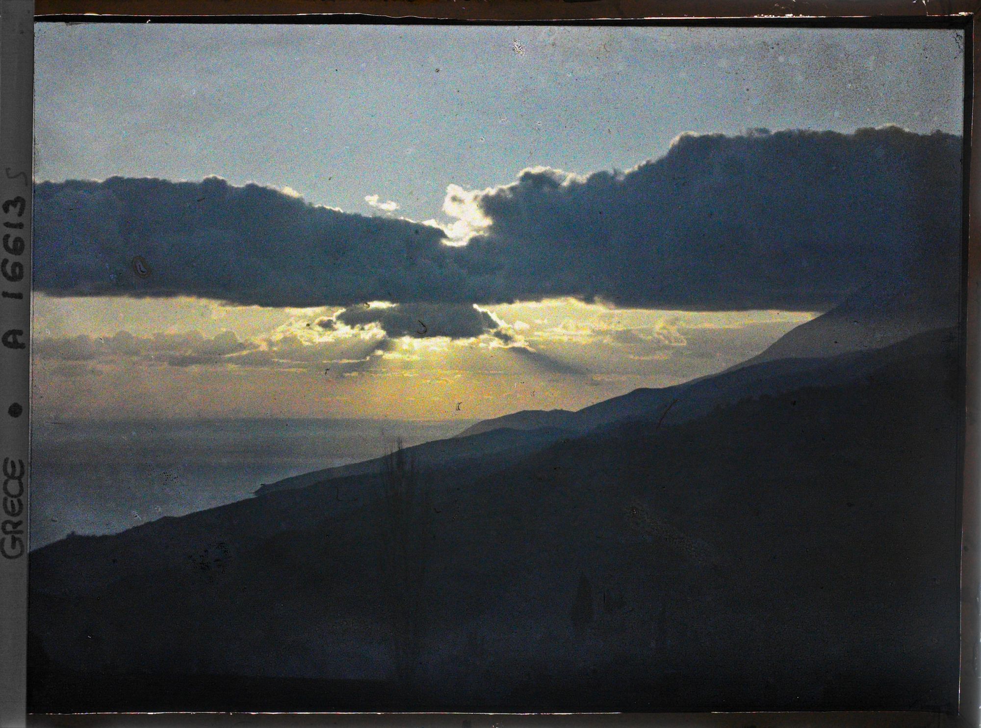 Image représentant Mont Athos, Karyès, Levers de Soleil à Karyès