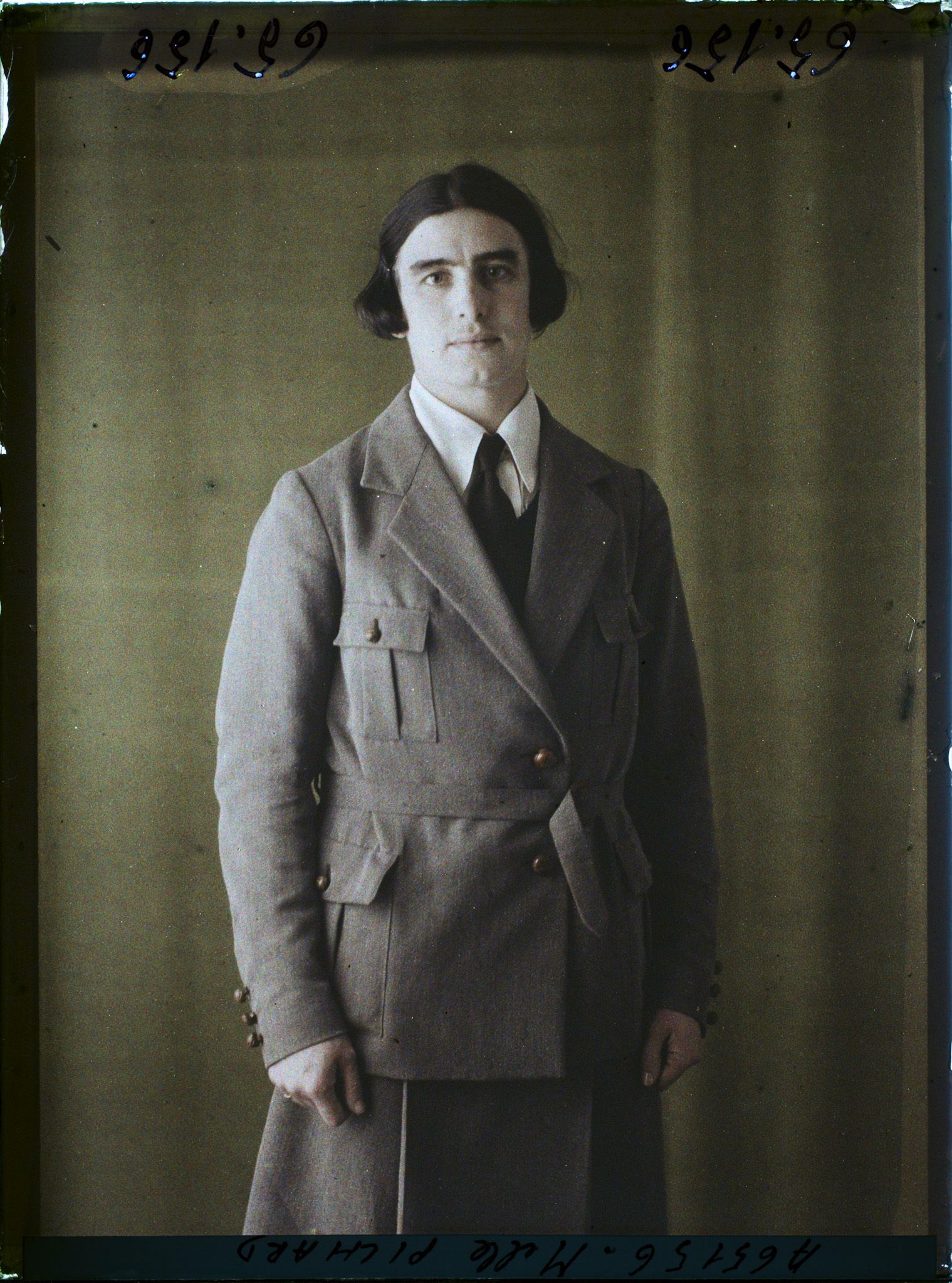 Image représentant https://musee-albert-kahn.s-museum.fr/home/NWQ2OTAwYzNmYjZlZTk1ZWQwODJmMjY4L2dlbmVyaWMtbm90aWNlLXRhYi9hdXRob3JpdHkvNjE3YTc5ZjVjZjhiODk2OGIzMzM3ZDIx/5d6900c3fb6ee95ed082f268/generic-notice-tab/authority/617a79ebcf8b8968b3337599 Mademoiselle Pichard