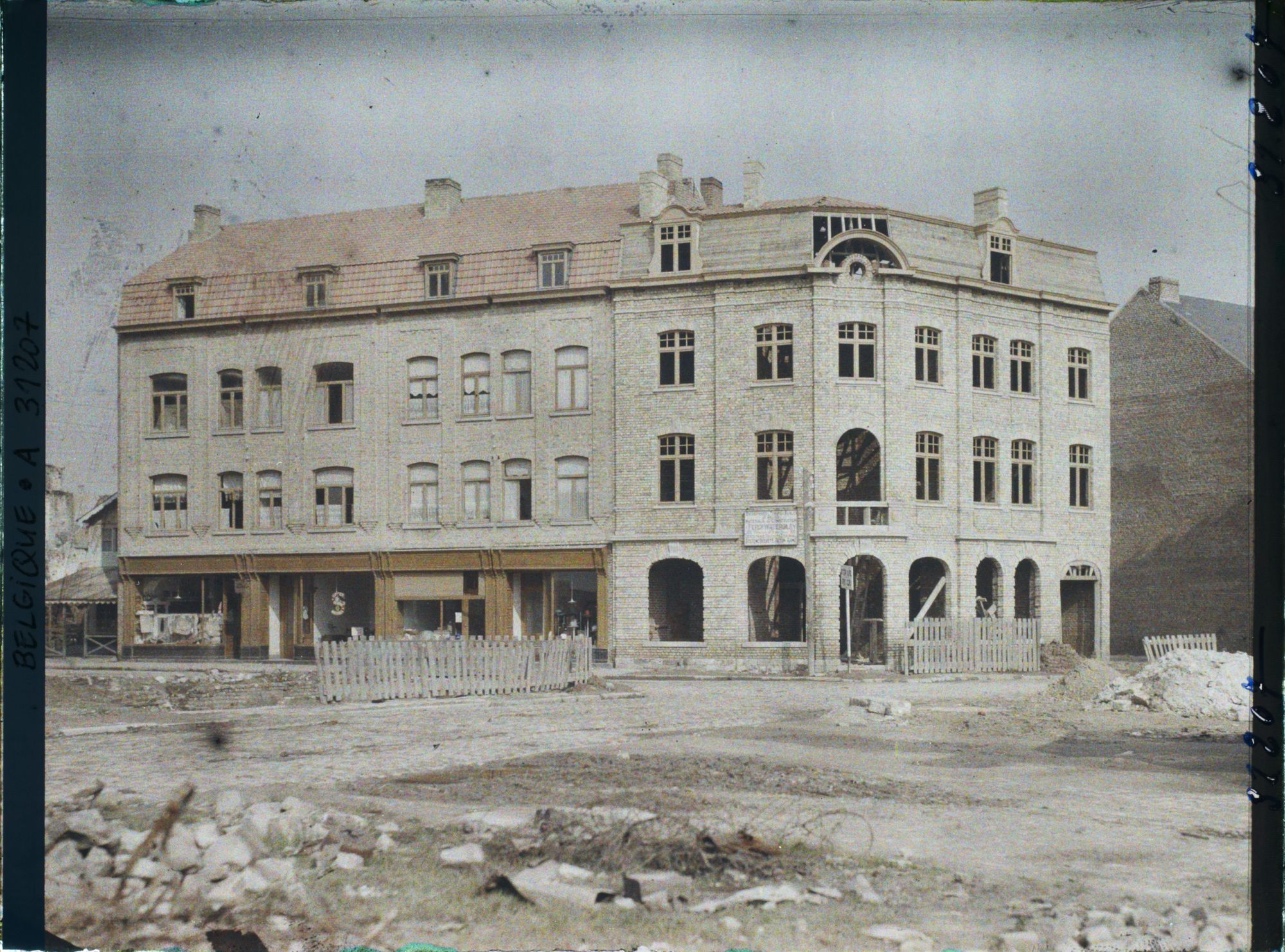 Image représentant Belgique, Ypres, Maisons rue du Temple