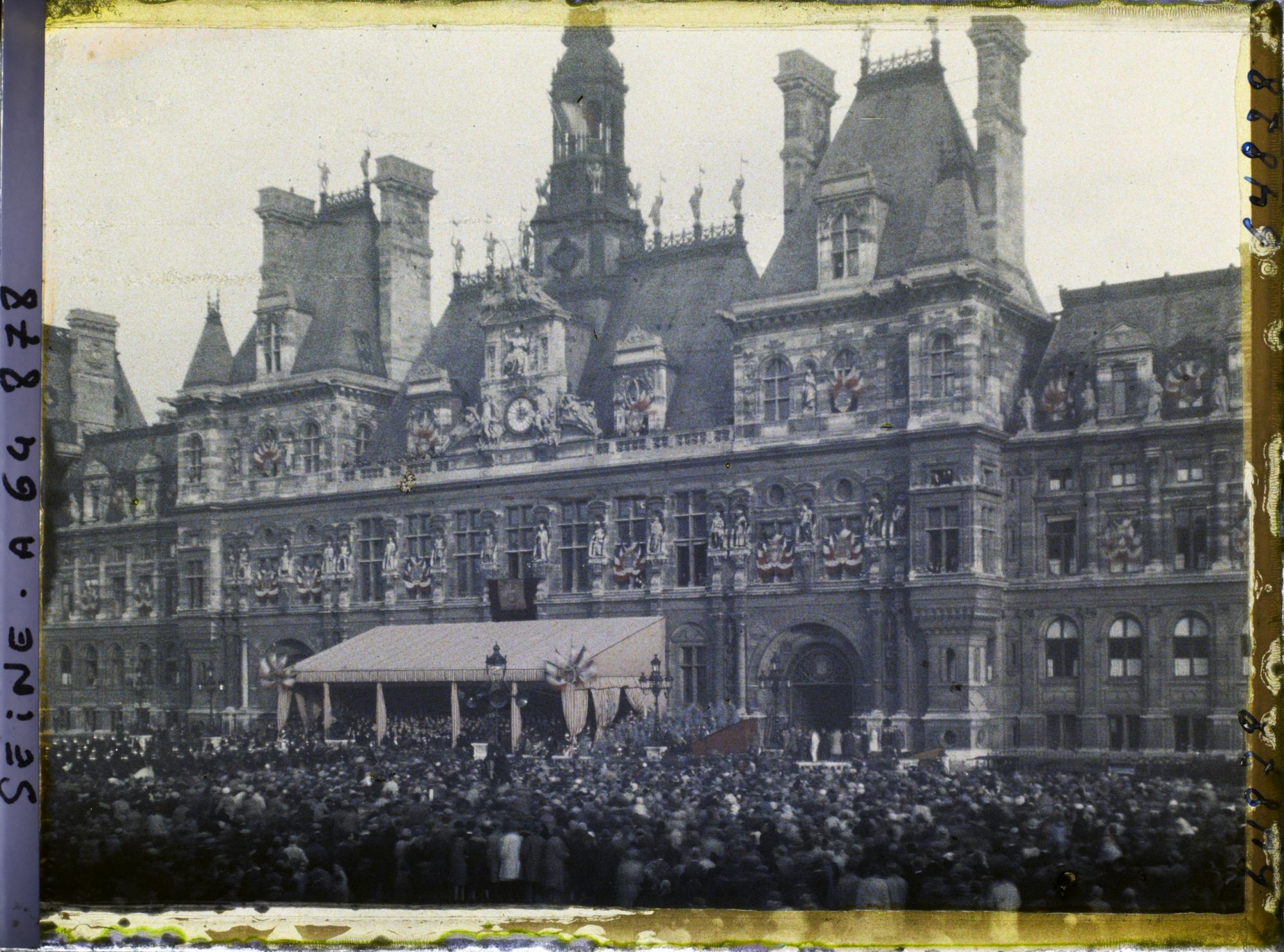 Image représentant Réception en l'honneur de Costes et Bellonte après leur triomphal raid aérien Paris-New-York