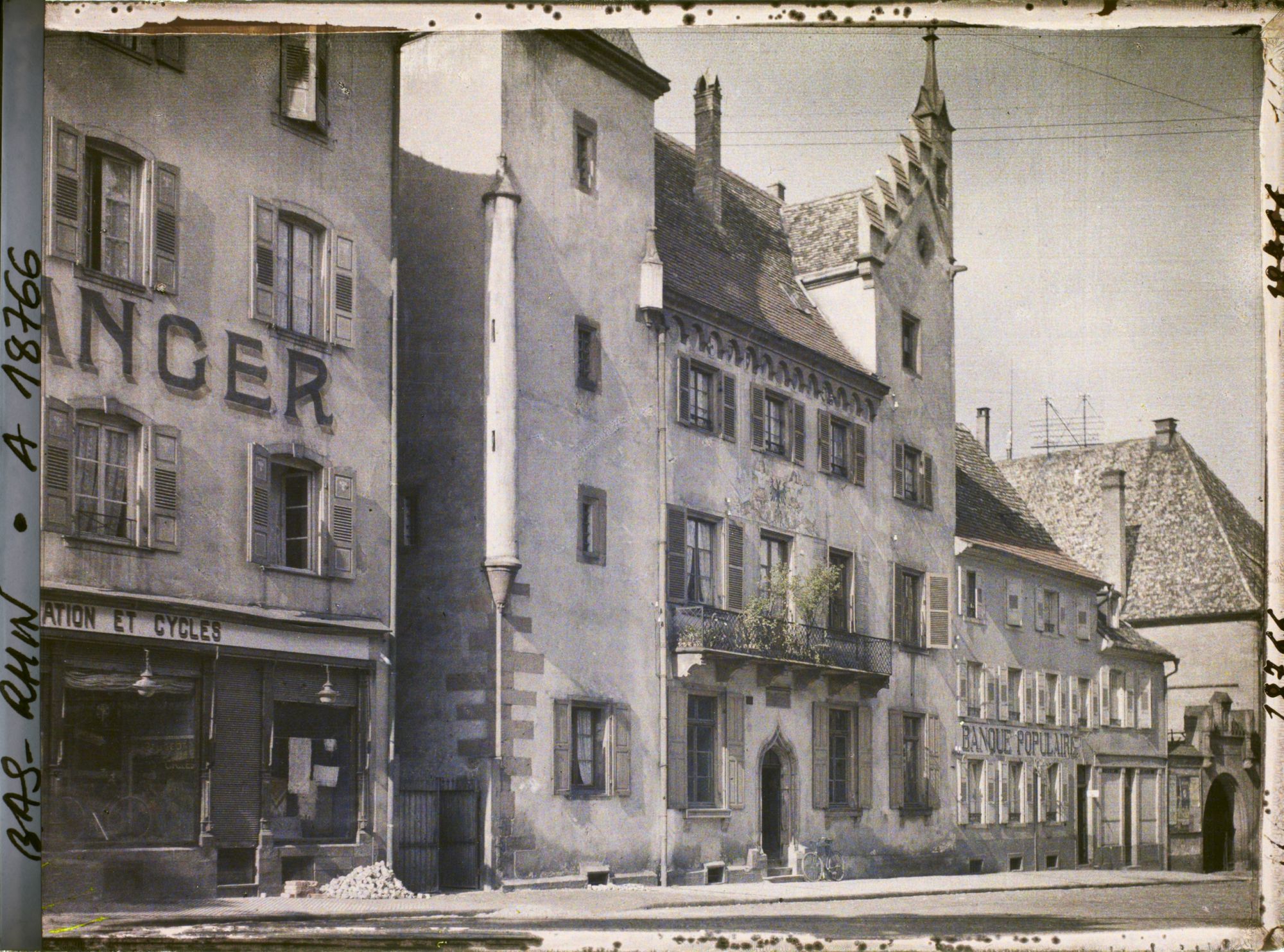 Image représentant France, Haguenau, Vieille Bibliothèque (1484) Place Joseph Thierry