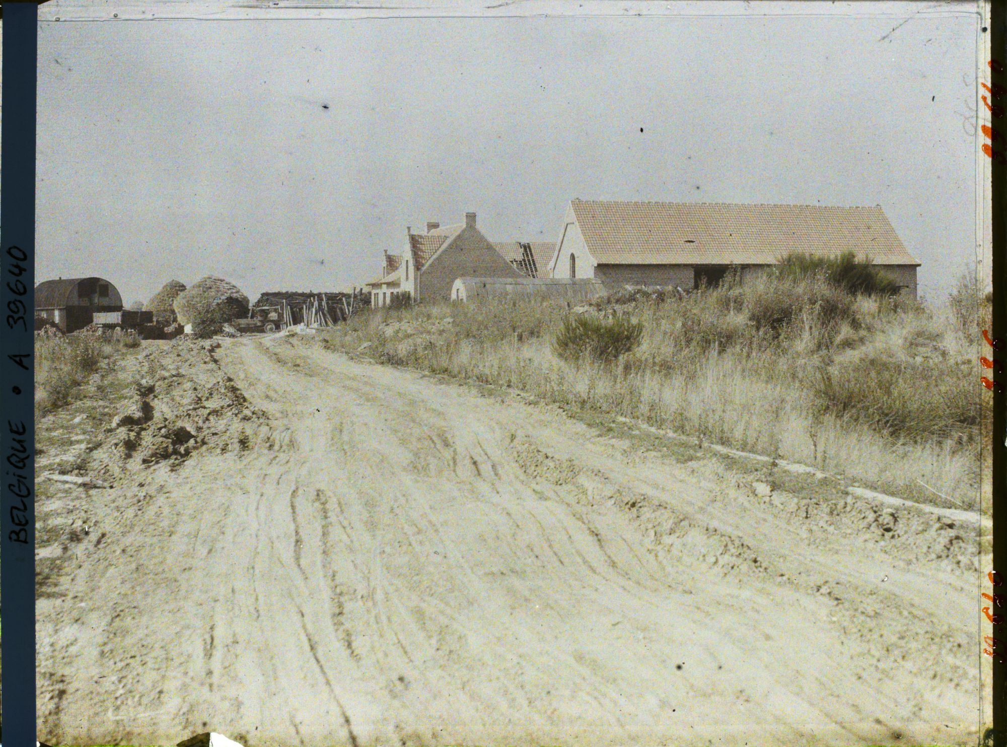 Image représentant Belgique, Hooghe, Une ferme dans la Campagne de Hooghe