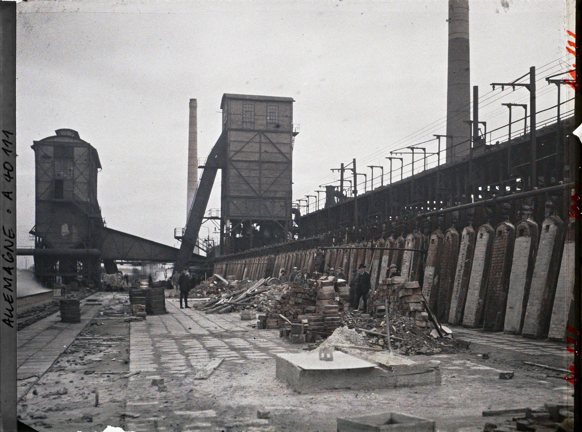 Image représentant Prusse, Ickern Vicktor, Les fours à Coke en réparation