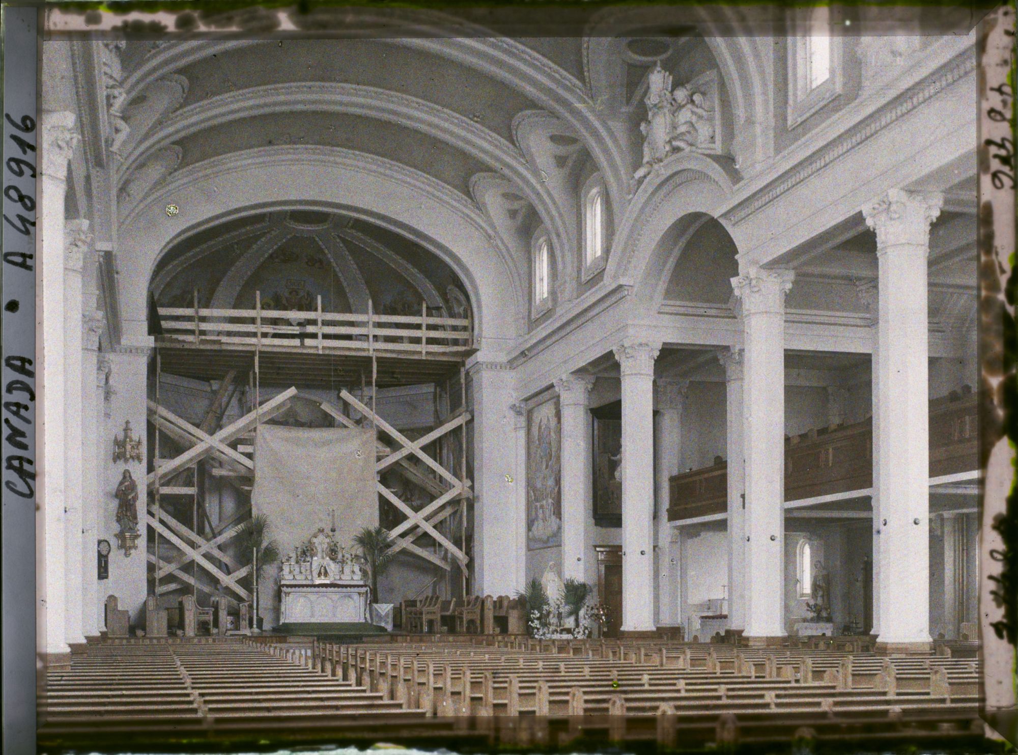 Image représentant Canada, Gravellebourg, Intérieur de l'Eglise