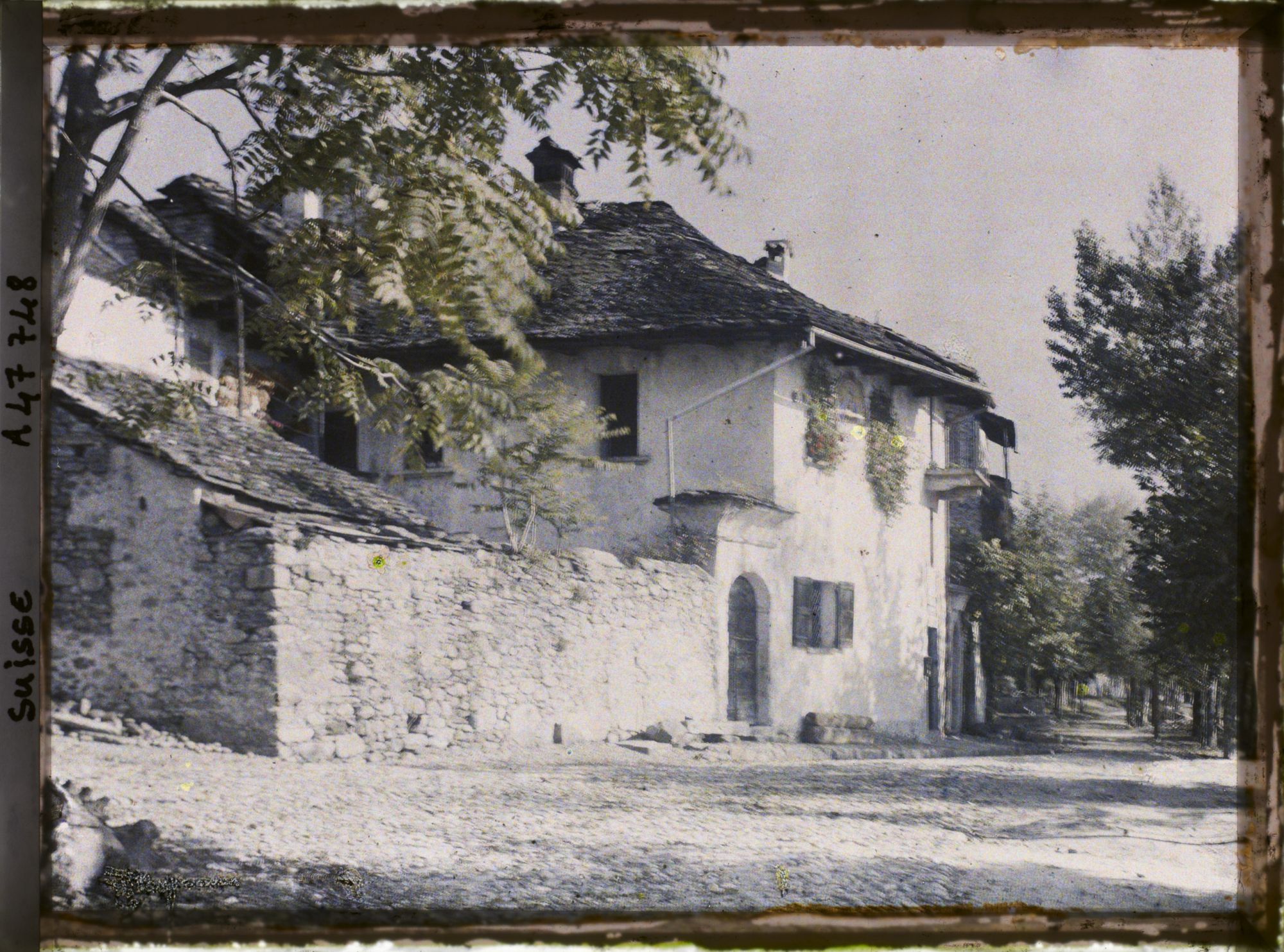 Image représentant Maisons typiques tessinoises sur la via Rivapiana