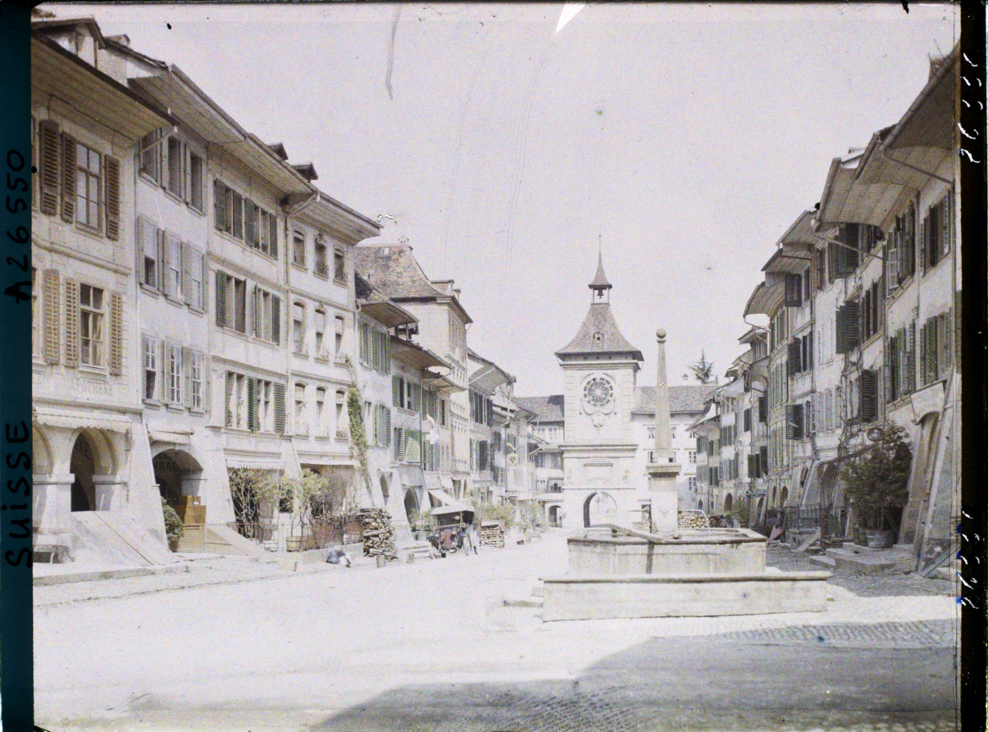 Image représentant La Hauptgasse (Grand-Rue) et la porte de Berne