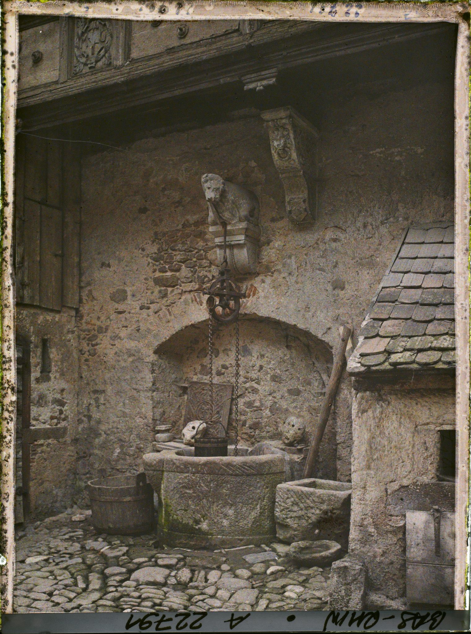 Image représentant France, Obernai, Vieux puits