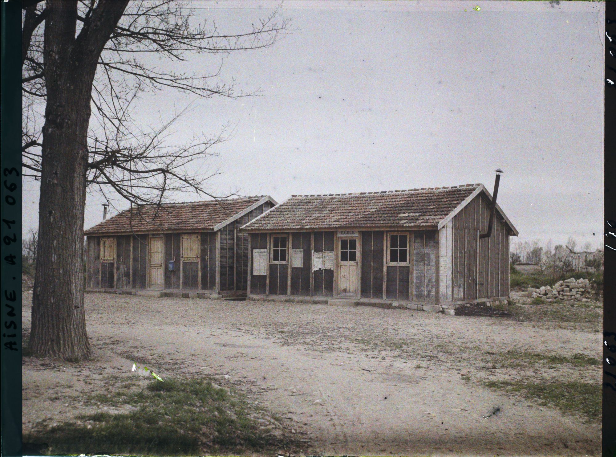 Image représentant France, Condé s/ Suippe, Ecole et Mairie