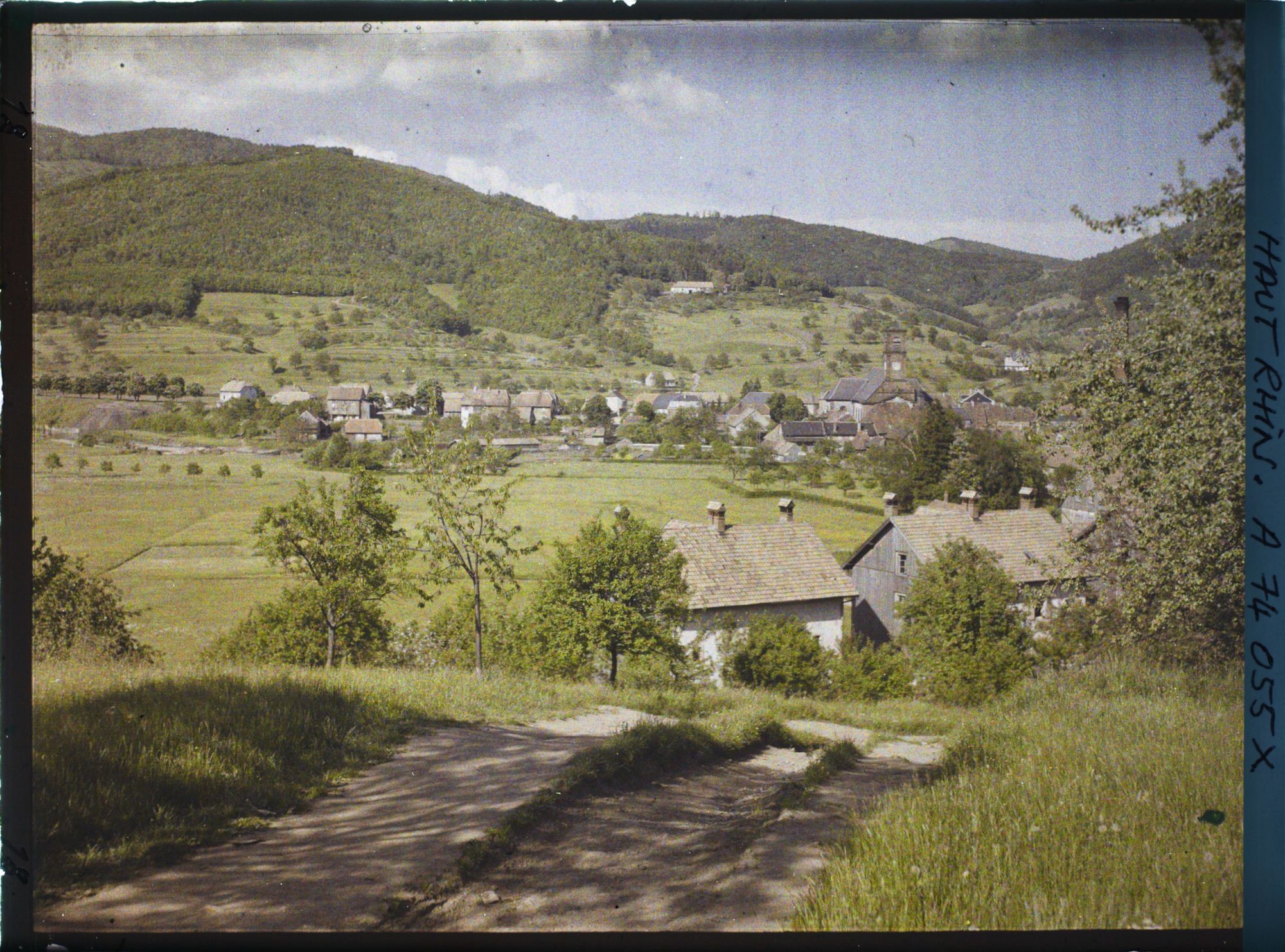 Image représentant Même vue prise plus bas
