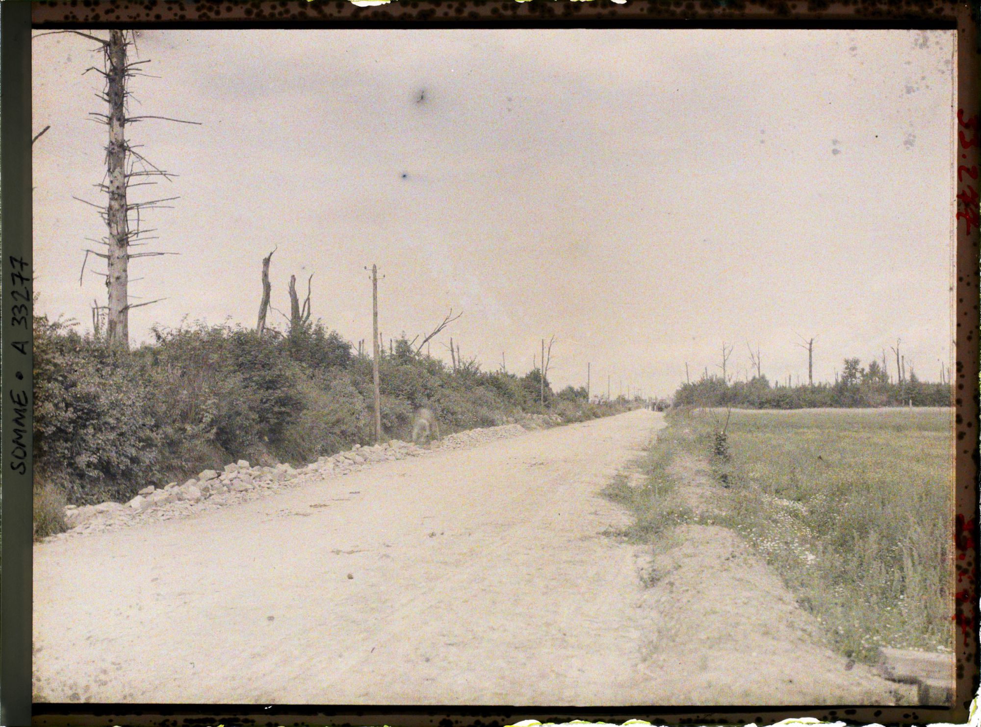 Image représentant France, Lions , Route d'Hangest en Santerre à Chaulnes