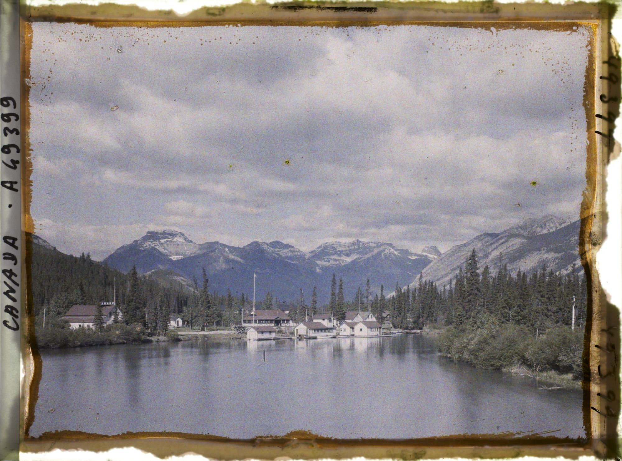 Image représentant Canada, Banff, La Bow et le Mt Castle et la Sawback range