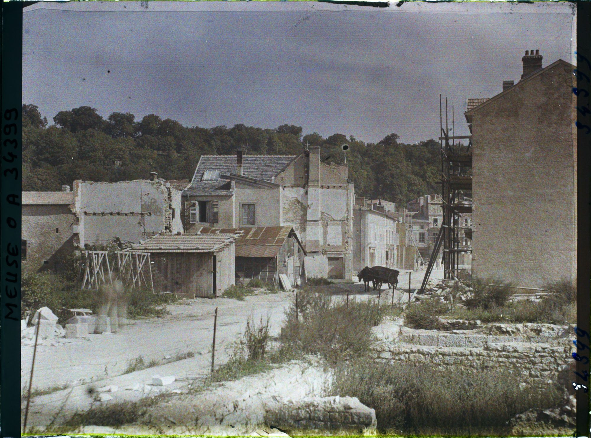 Image représentant France, St Mihiel, Reconstructions rue de Sauley