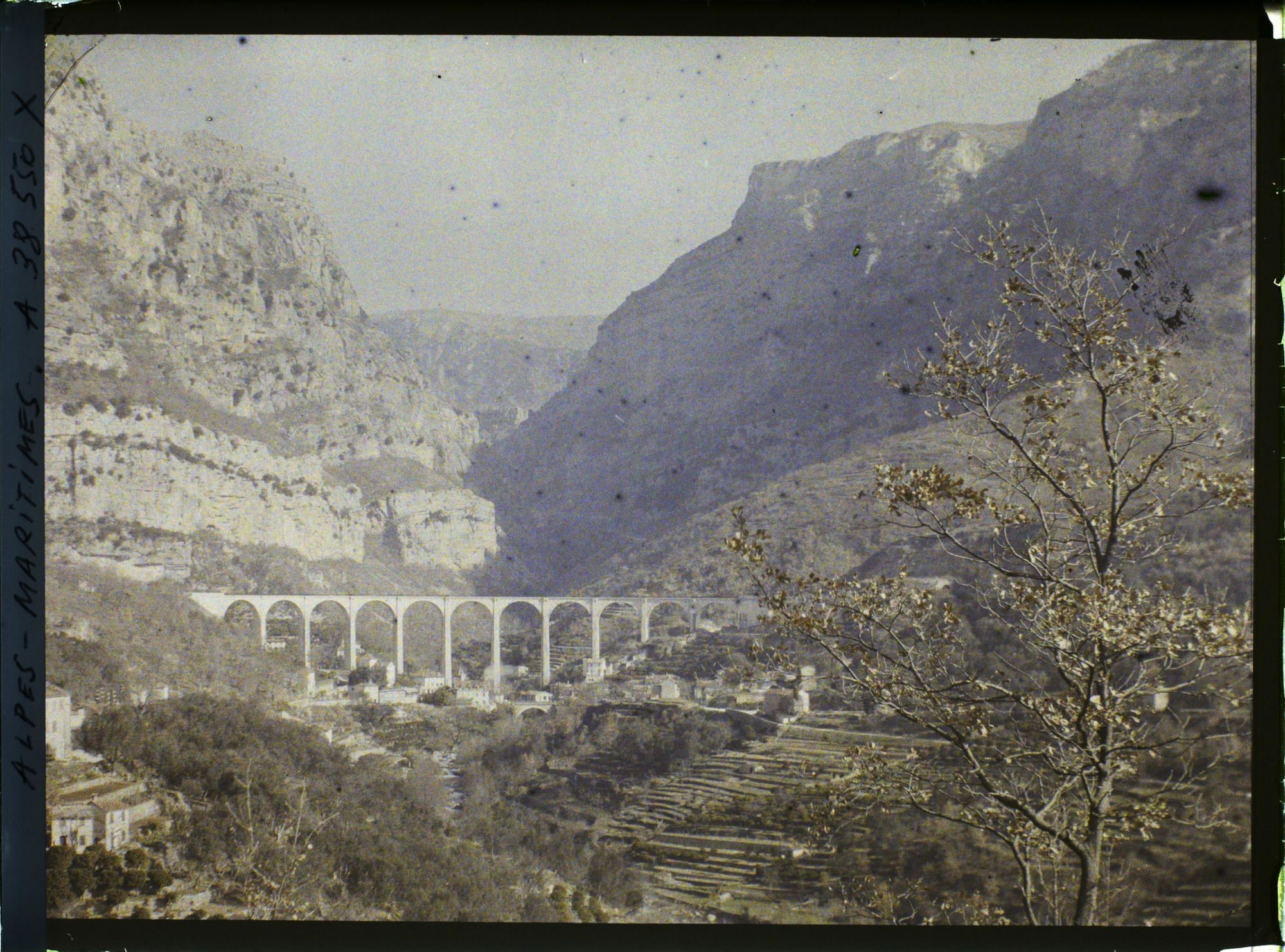 Image représentant Le viaduc des Gorges du Loup