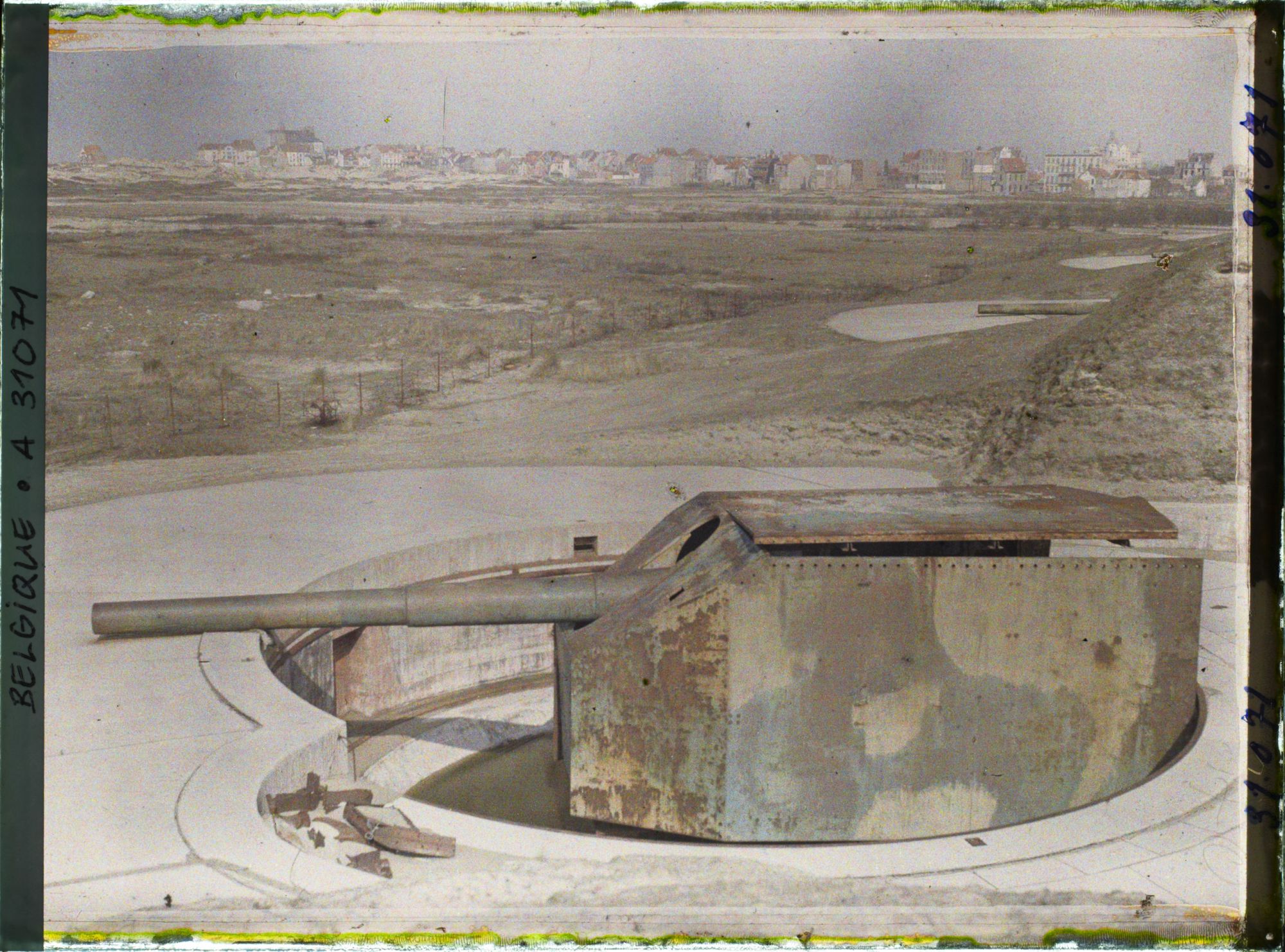 Image représentant Belgique, Knocke, Ensemble de la Batterie