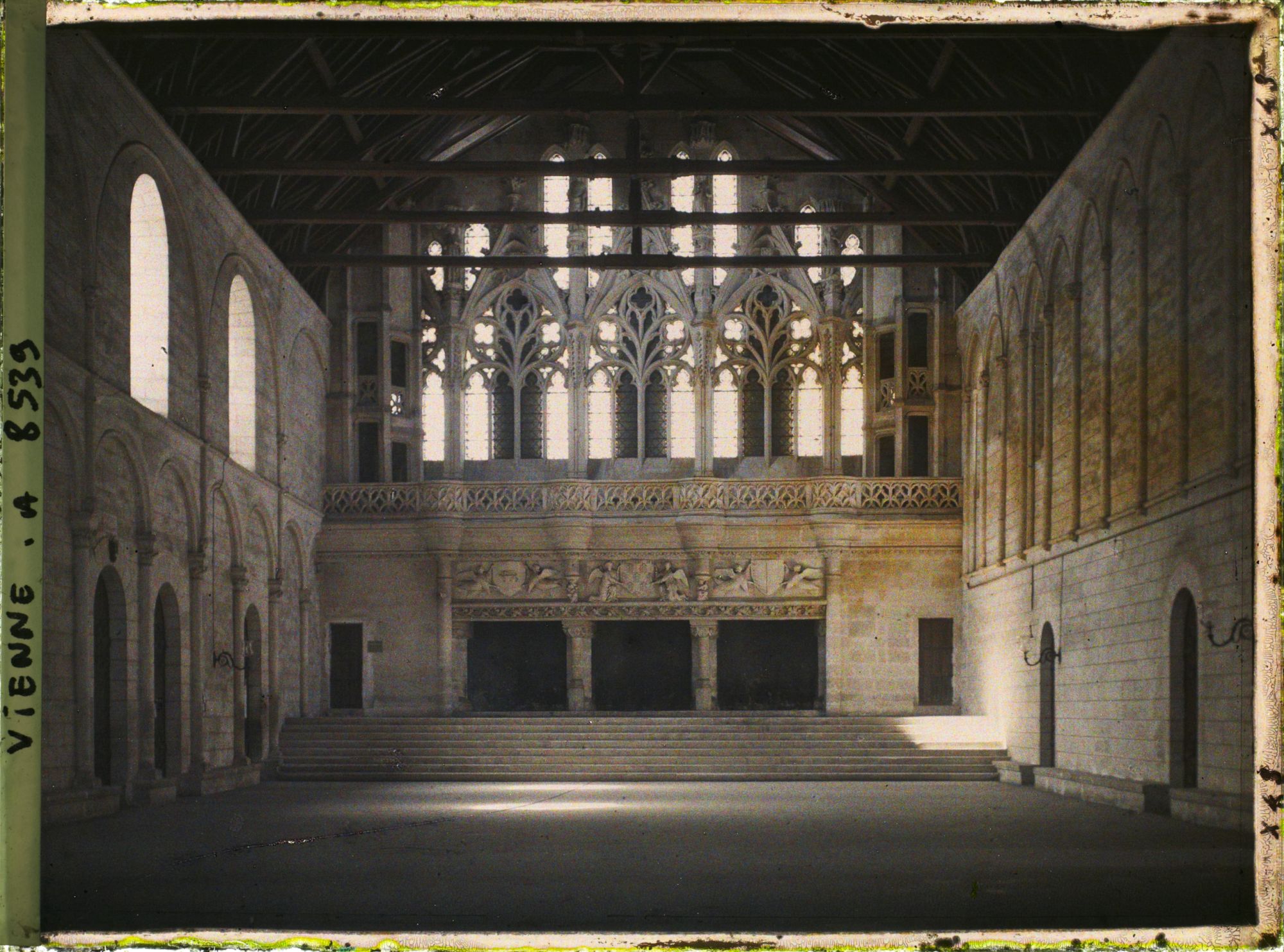 Image représentant La salle des pas perdus du Palais de Justice