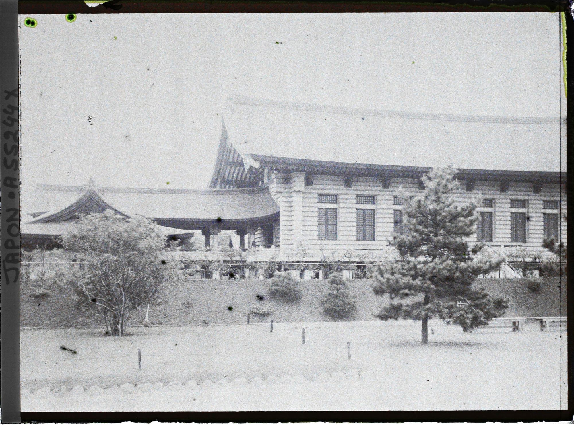 Image représentant Meiji-jingû (sanctuaire funéraire de l'empereur Meiji)