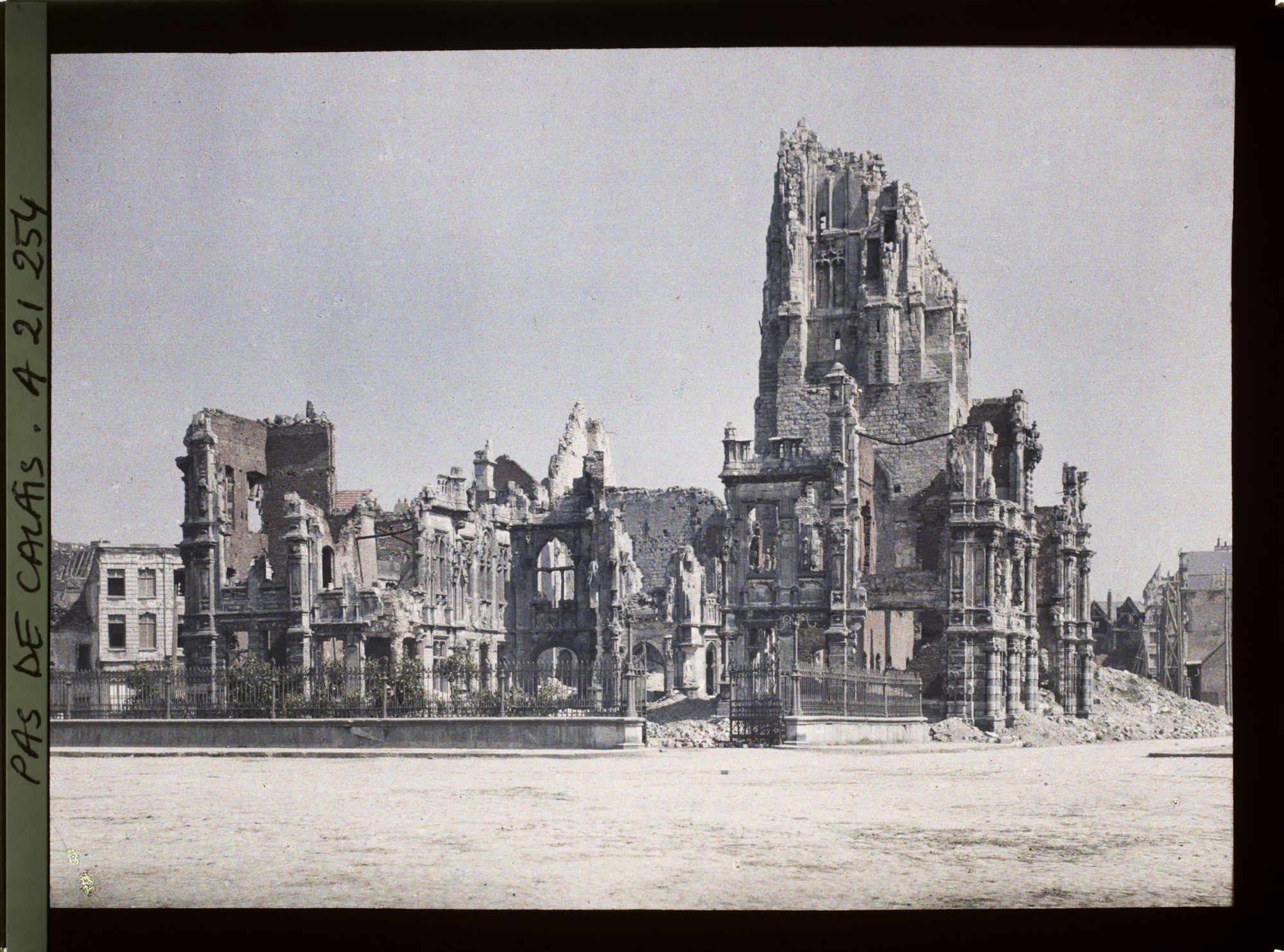 Image représentant France, Arras, Hôtel de Ville (Sud-Ouest)