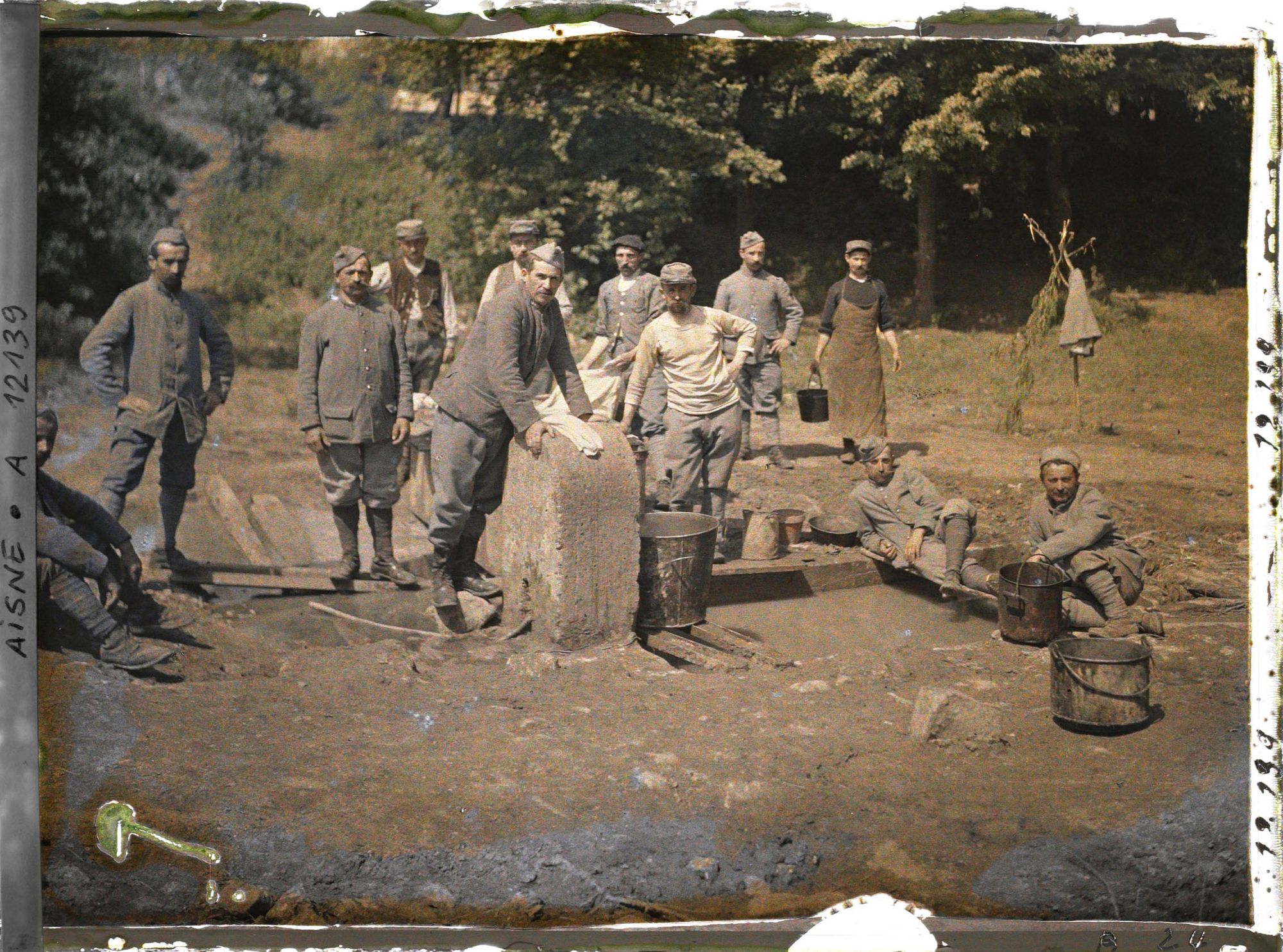 Image représentant Soldats au lavoir