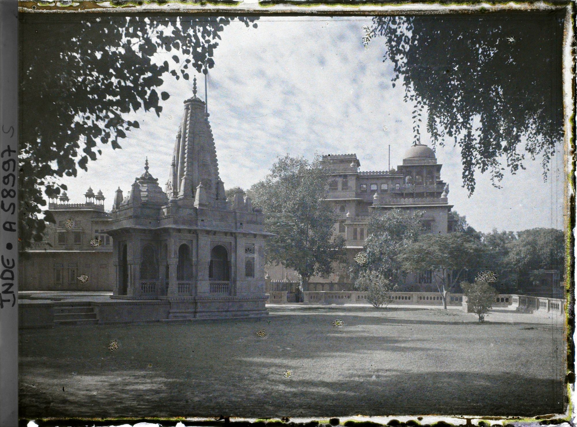 Image représentant Le palais de plaisance et de chasse des maharajahs de Bikaner, Dungar Niwas