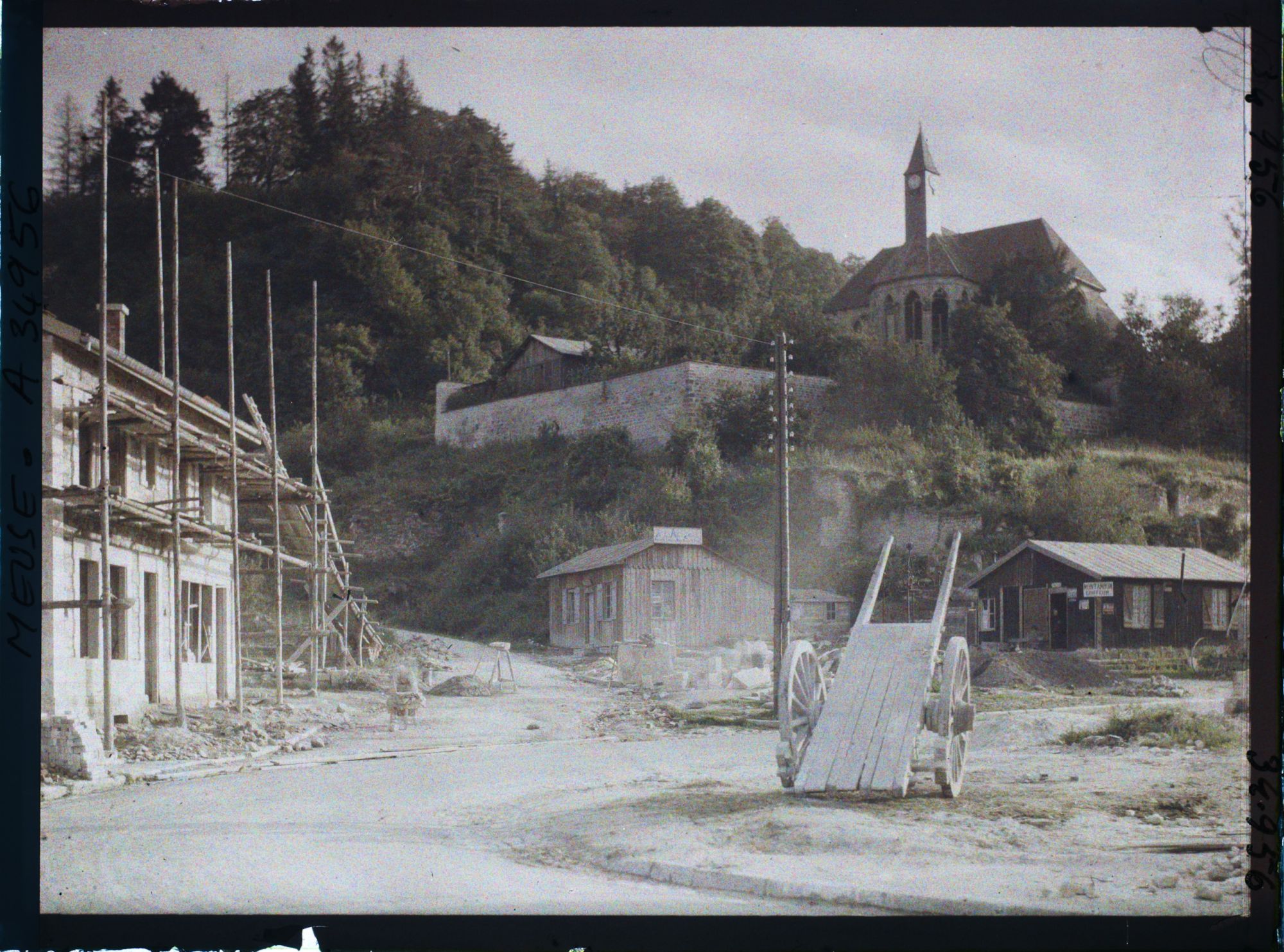Image représentant France, Clermont en Argonne, Carrefour des Islettes