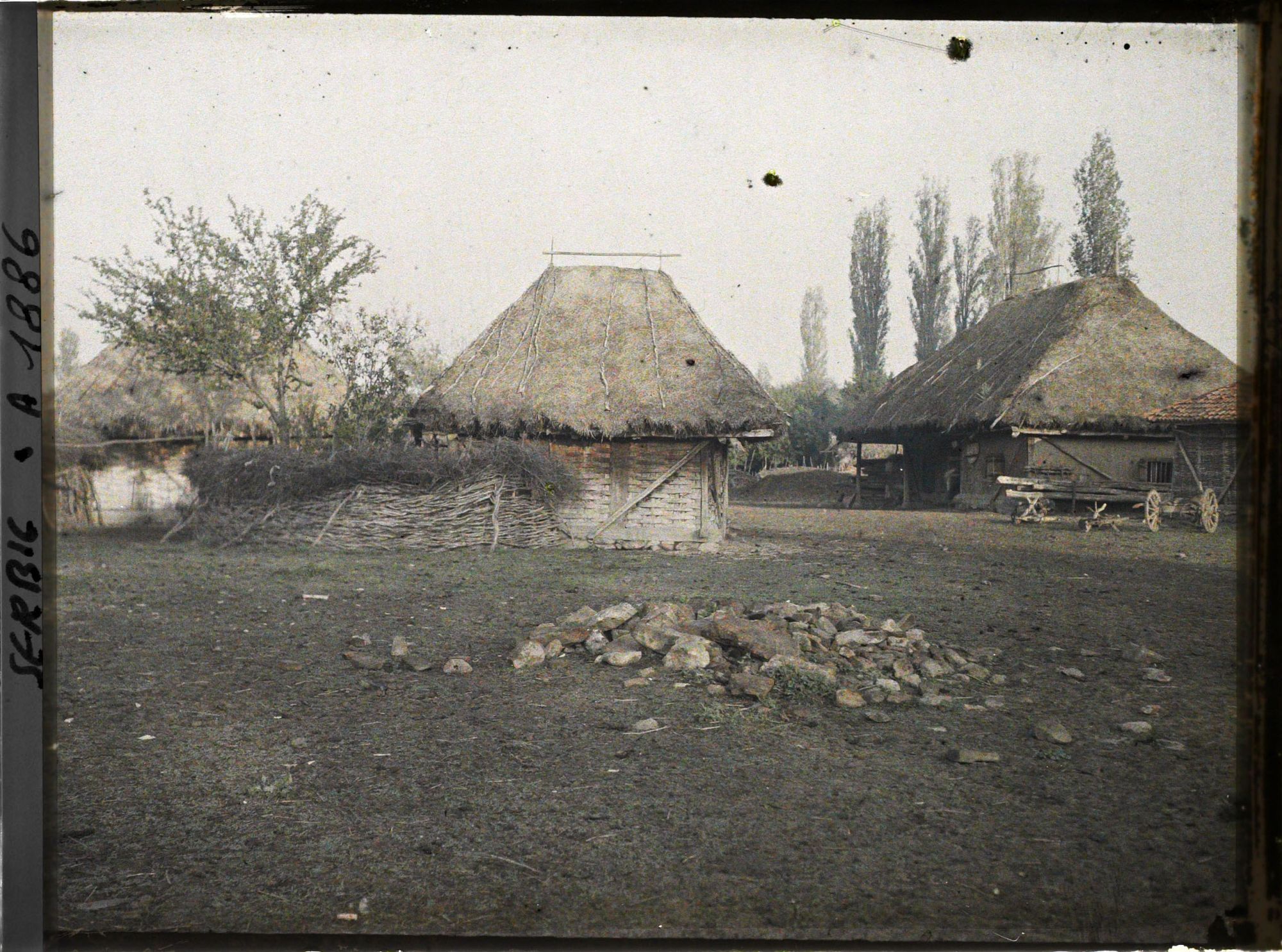 Image représentant Bâtiments de la " zadruga " de Marco Mitrowitch
