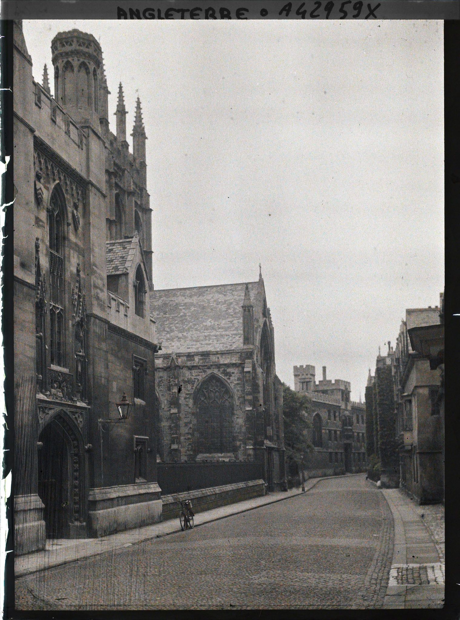 Image représentant Entrée principale du Merton College