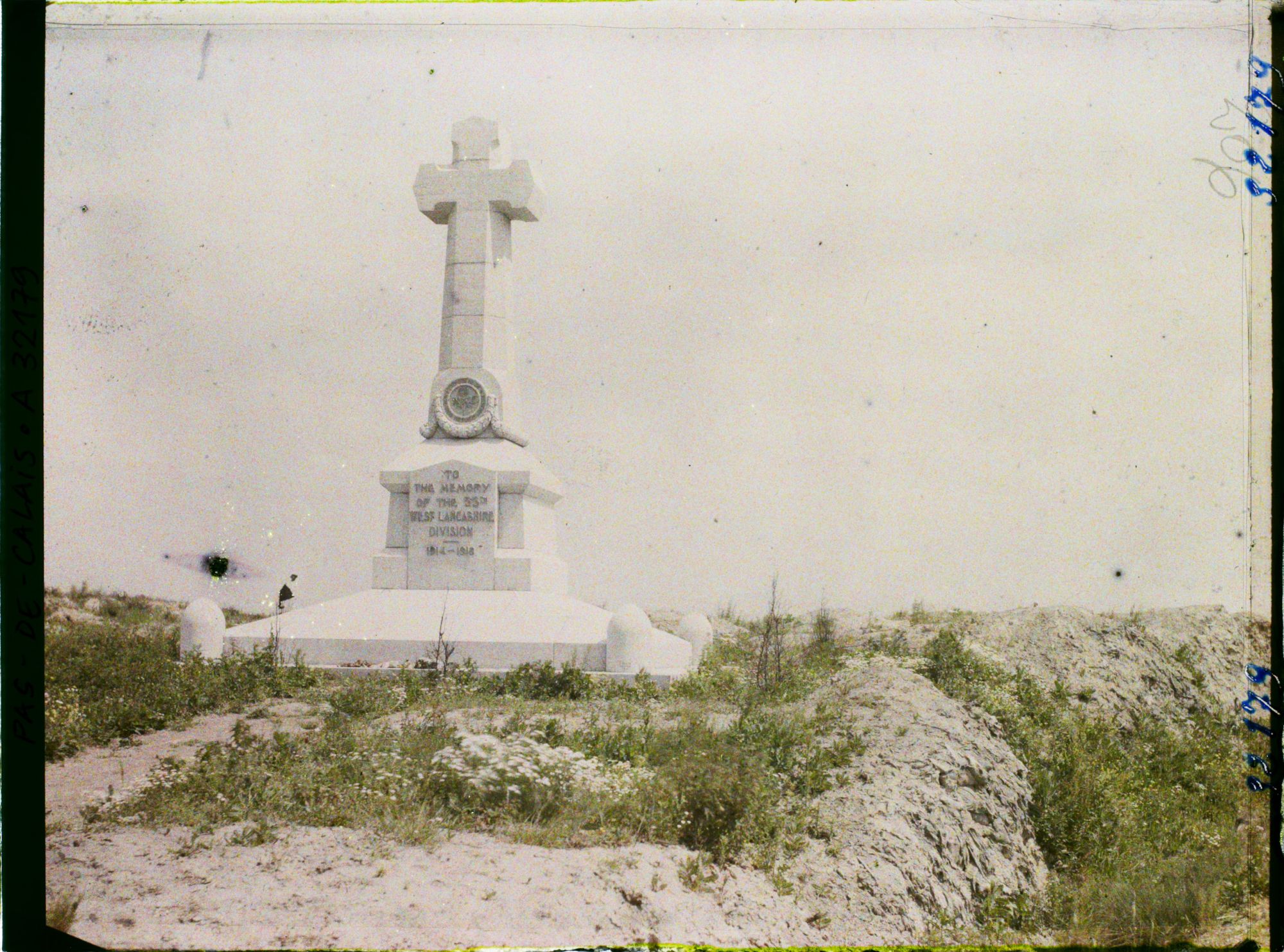 Image représentant France, Givenchy, Monument à la mémoire de la 55e Division West-Lancashire