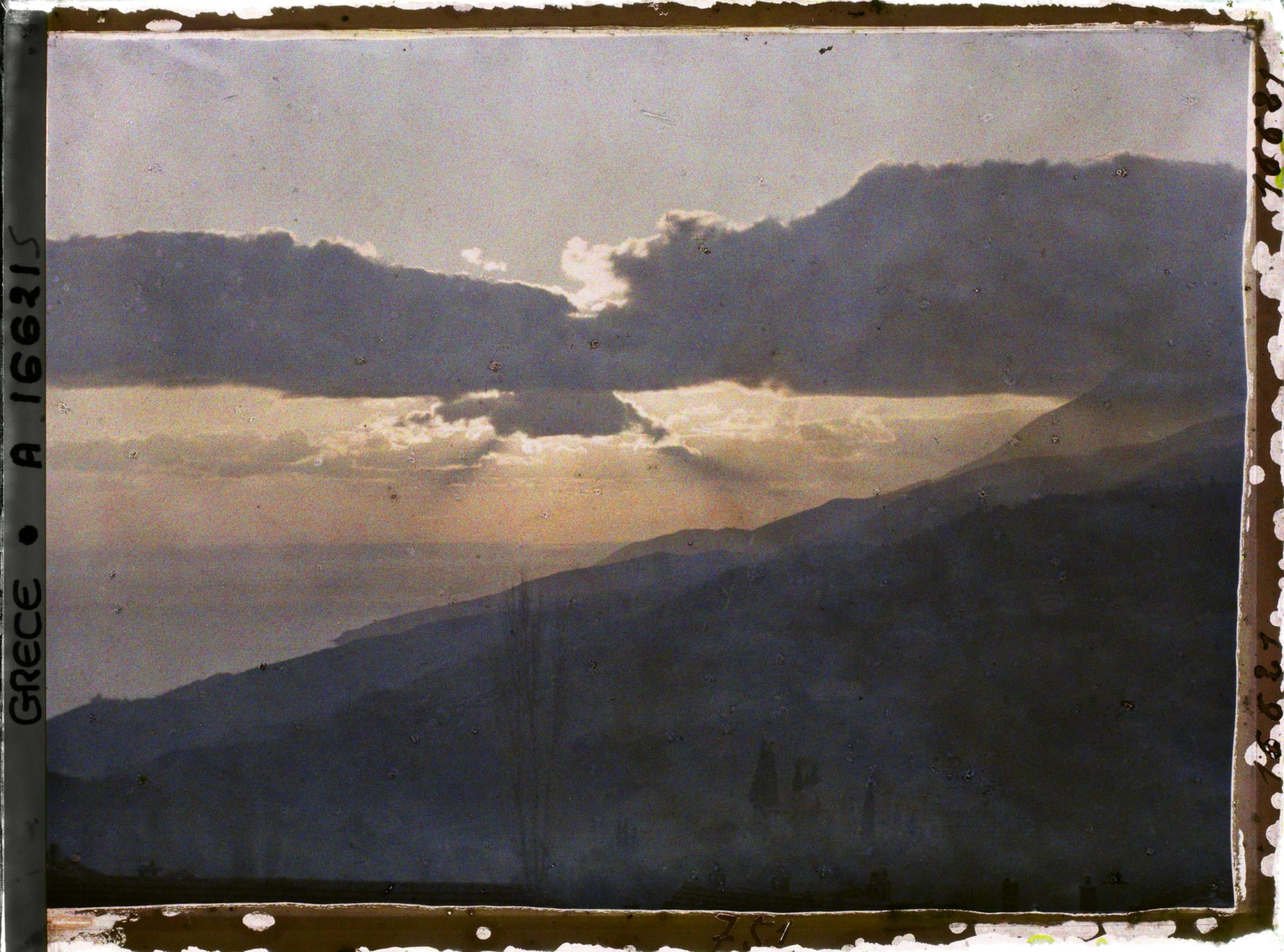 Image représentant Mont Athos, Karyès, Levers de Soleil à Karyès