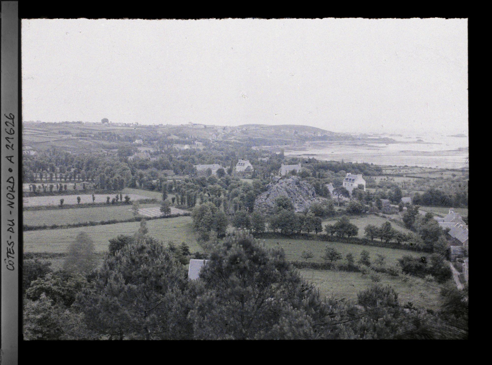Image représentant Le bocage et la baie de Paimpol