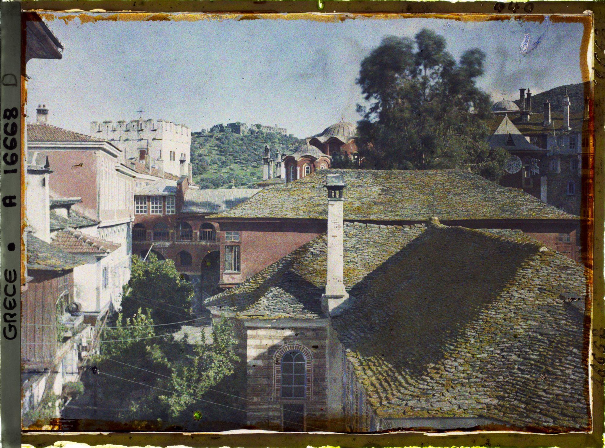 Image représentant Turquie, Mont Athos, Vatopédi, Les toitures du Monastère