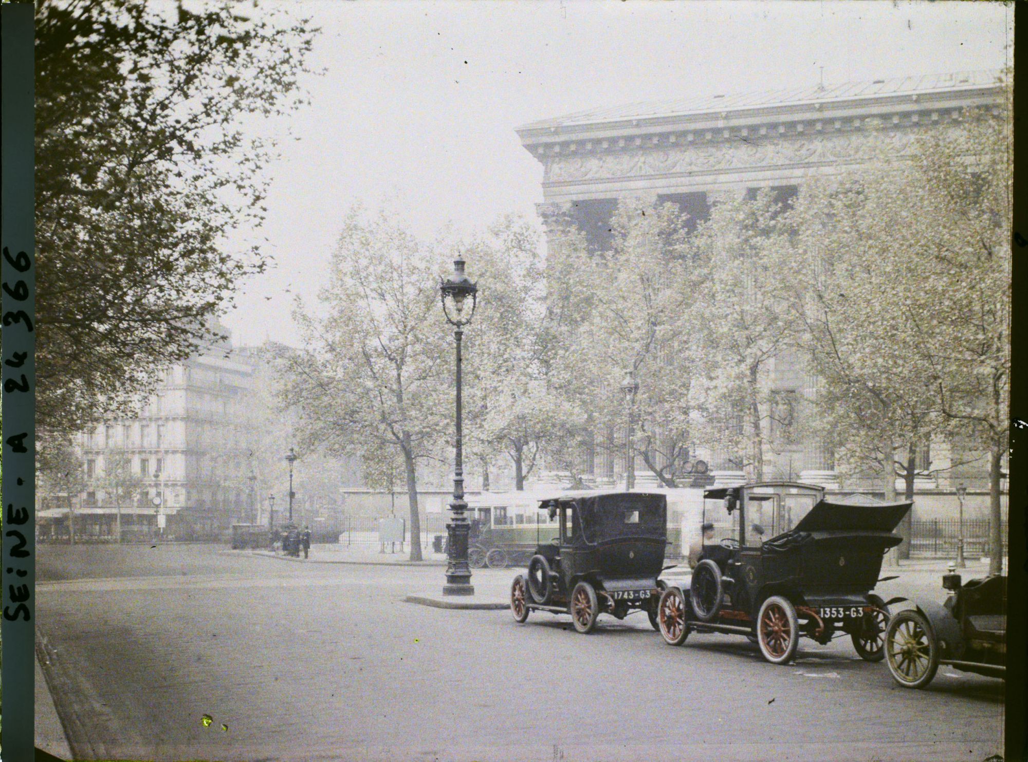 Image représentant La place de la Madeleine
