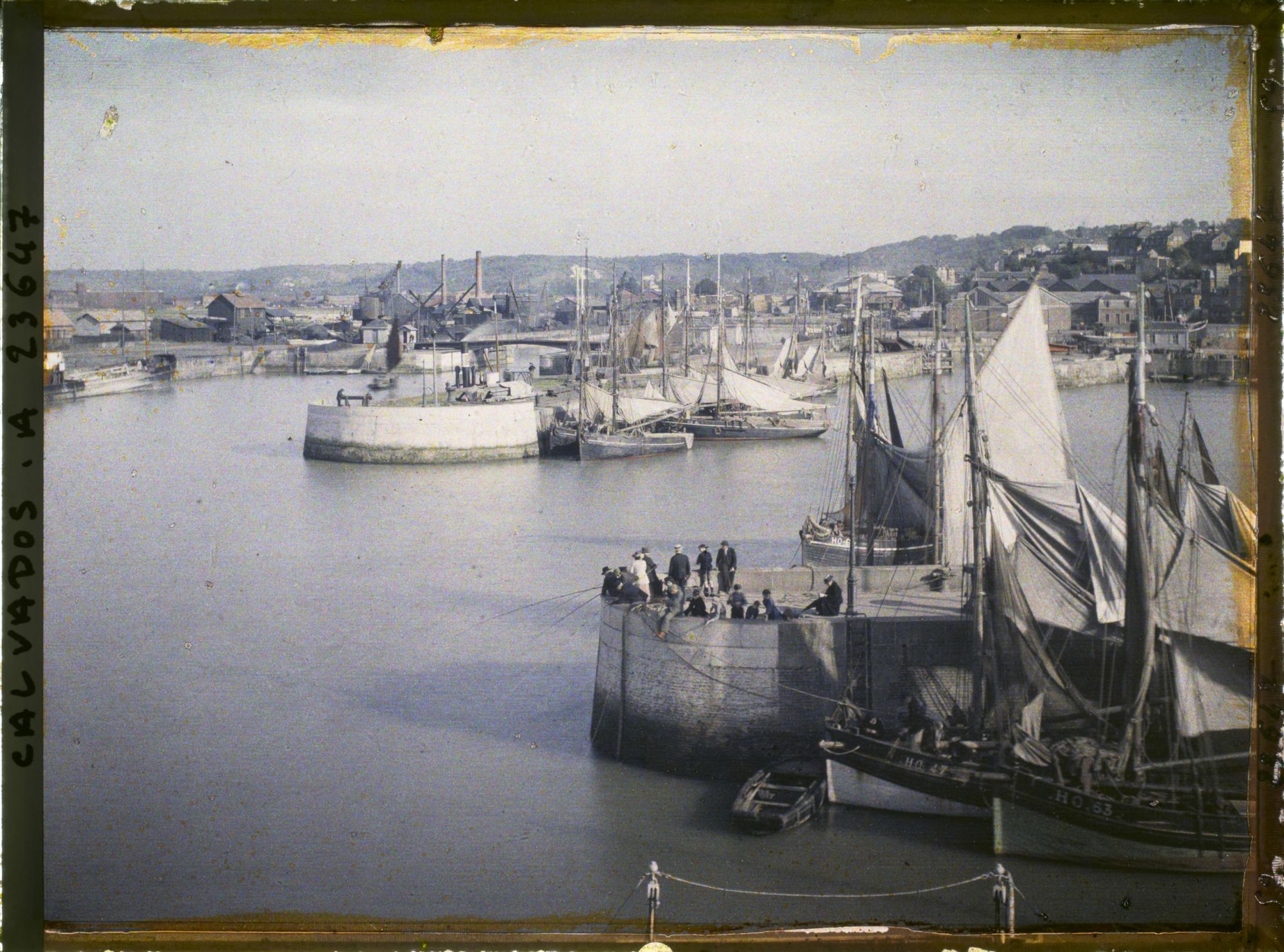 Image représentant Le port à marée haute