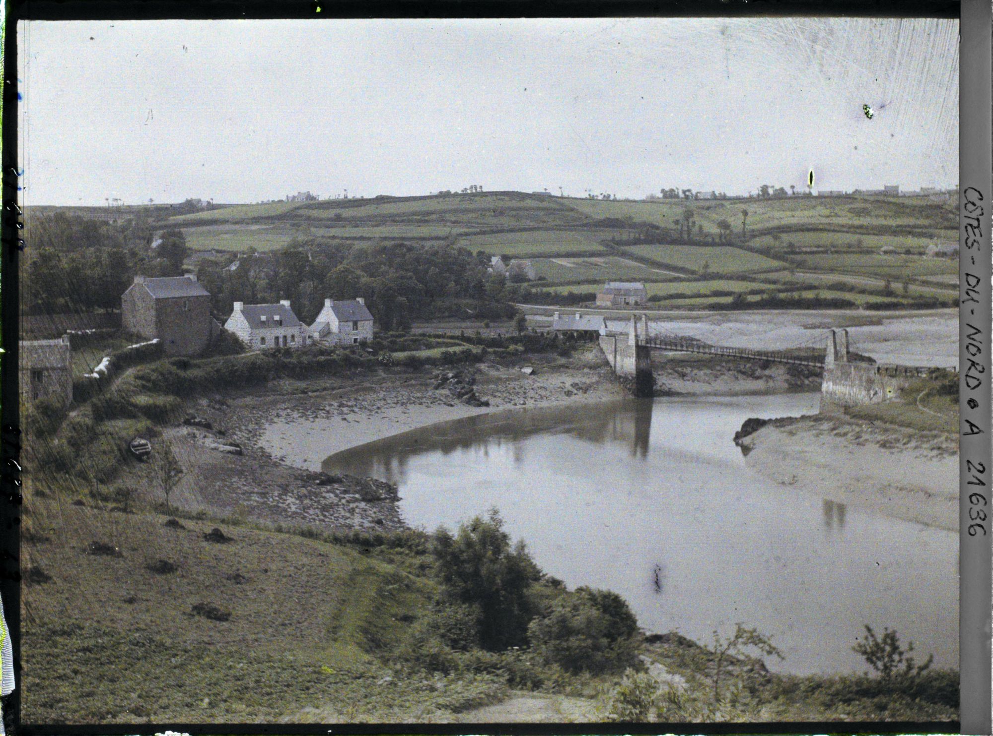 Image représentant La passerelle Saint-François sur le Guindy