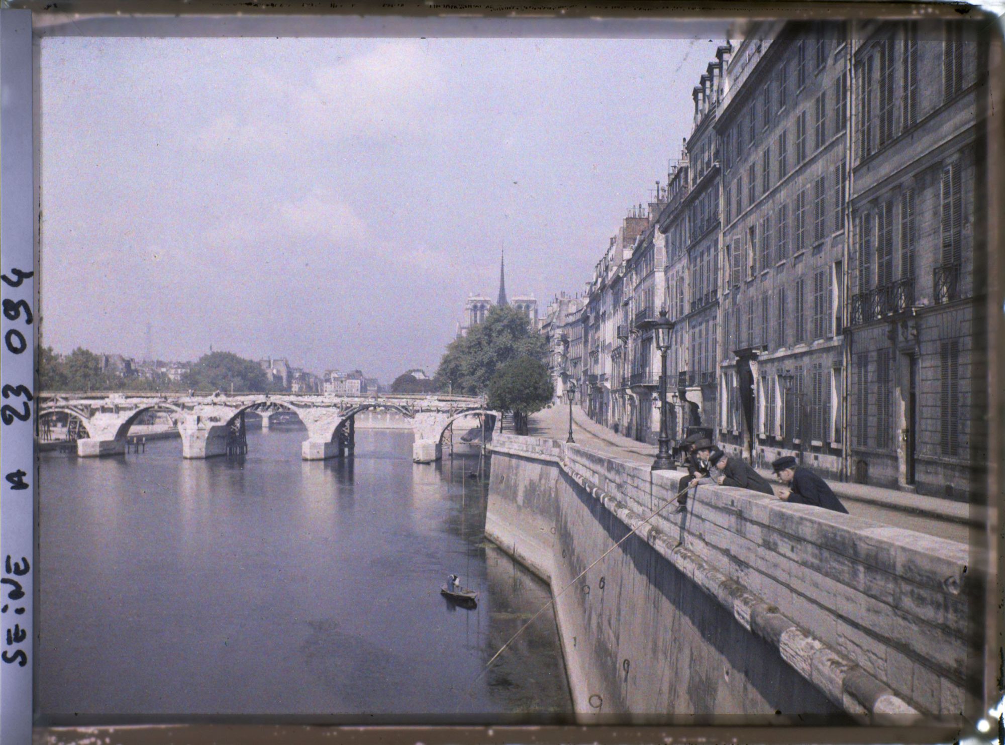 Image représentant Le quai de Béthune et le pont de la Tournelle en démolition