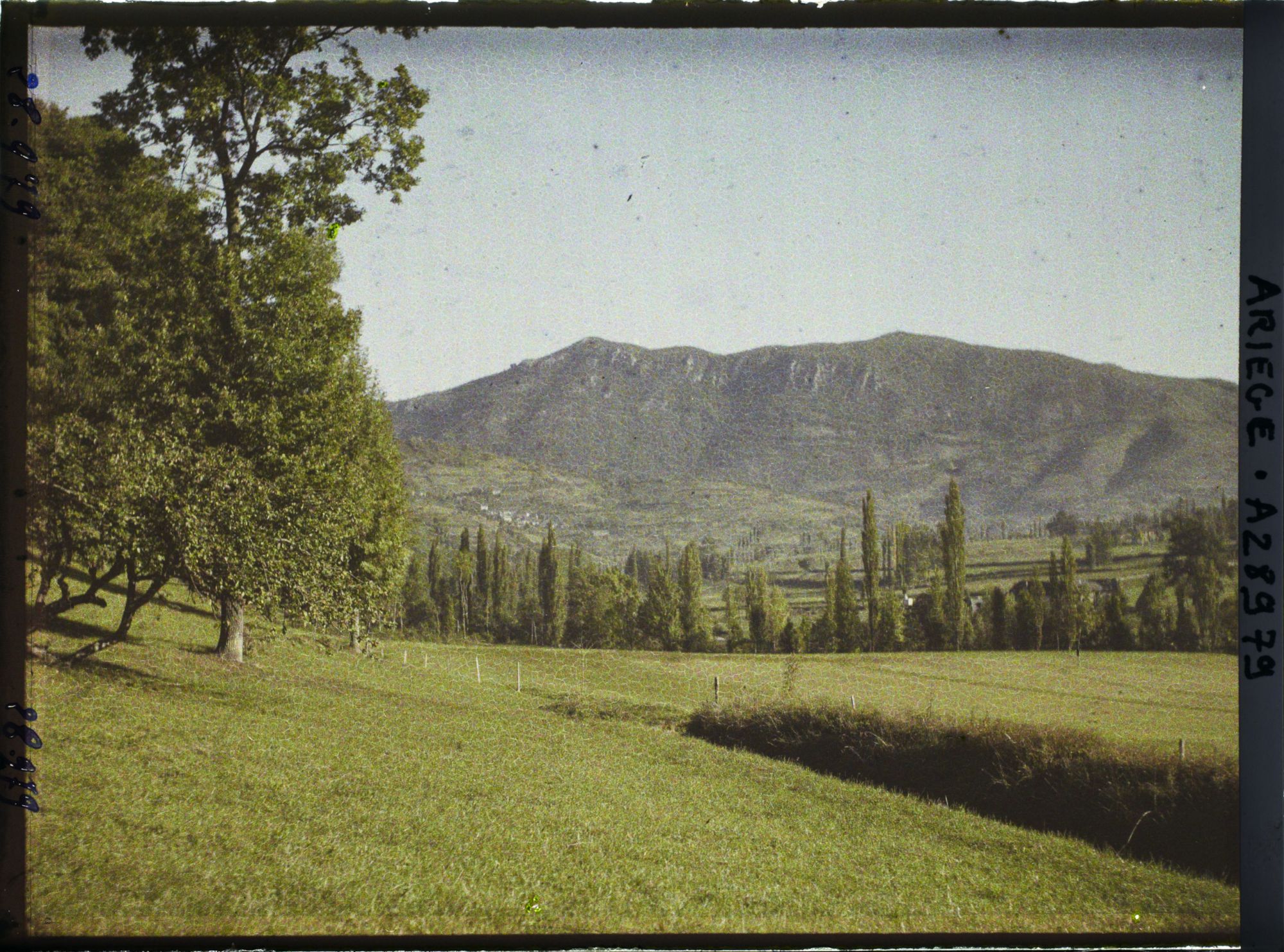 Image représentant La vallée du Lez vers l'aval