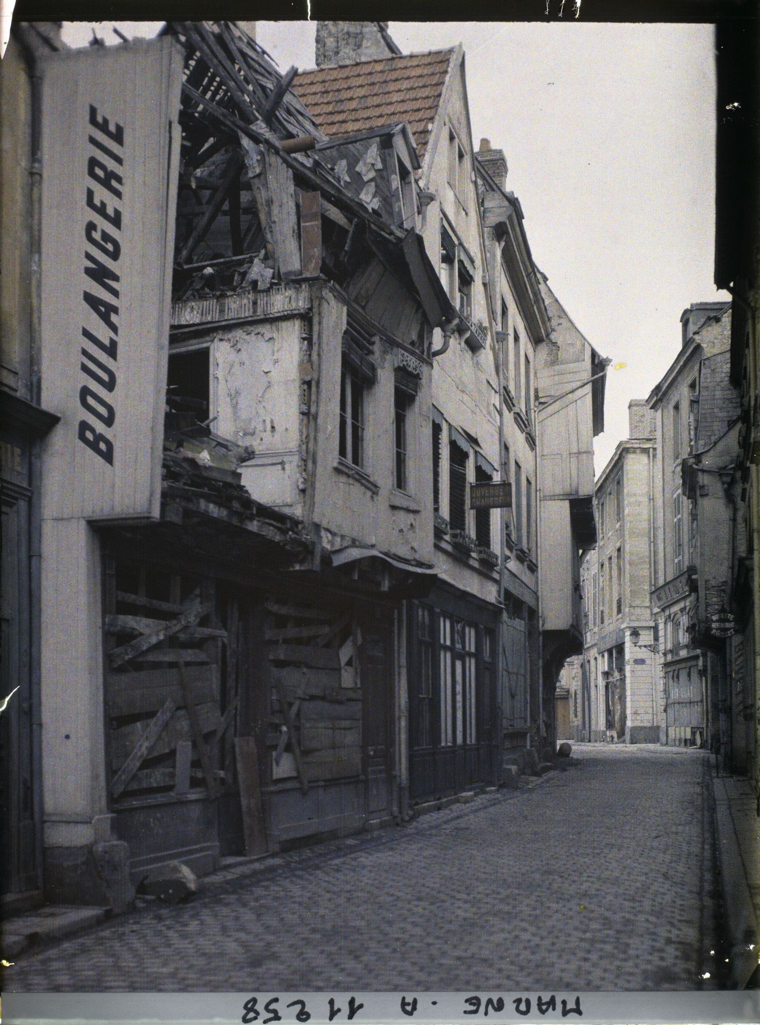 Image représentant Maison incendiée, rue des Elus