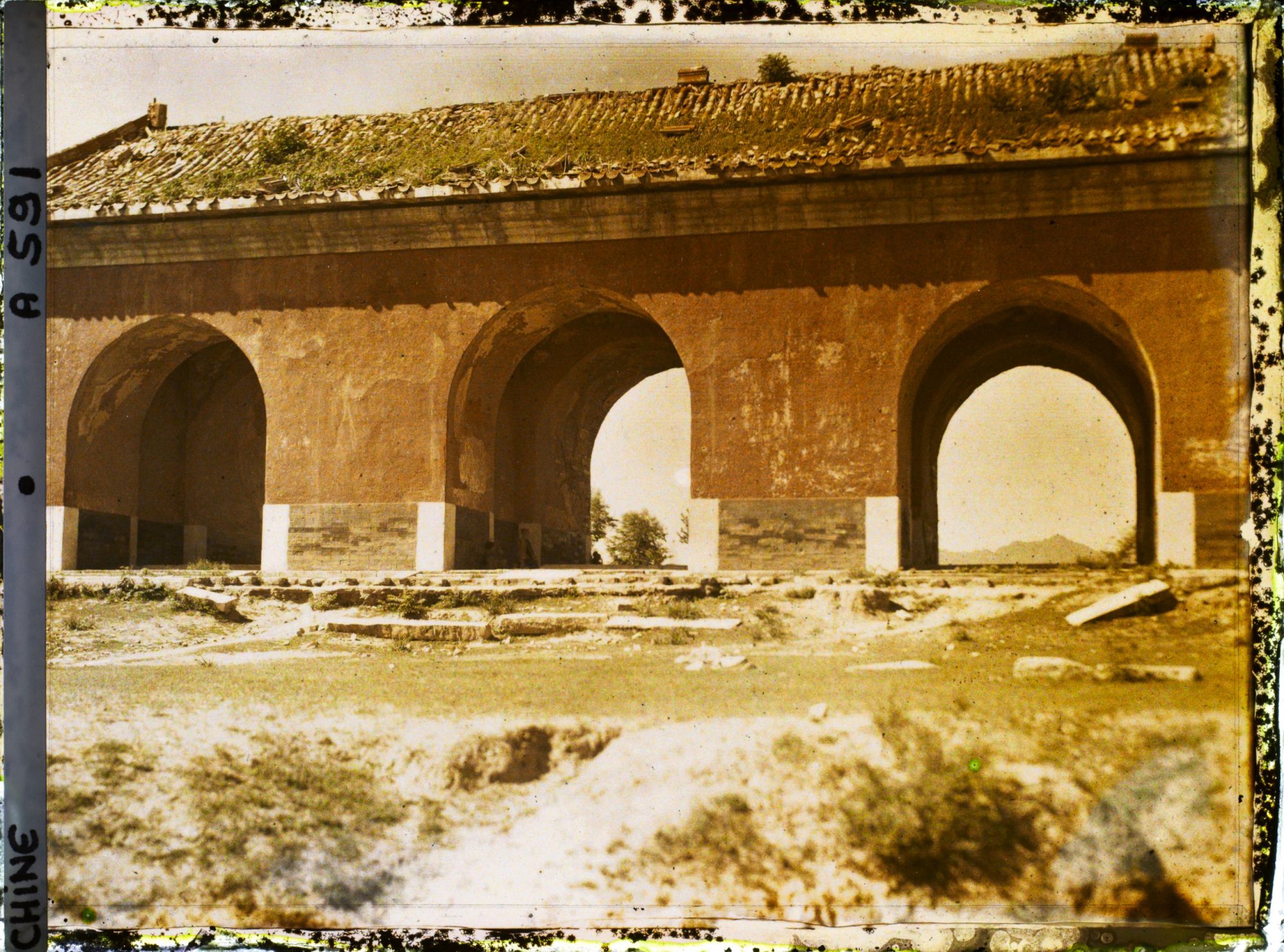 Image représentant Ming Shisanling (" Treize Tombeaux des Ming ")