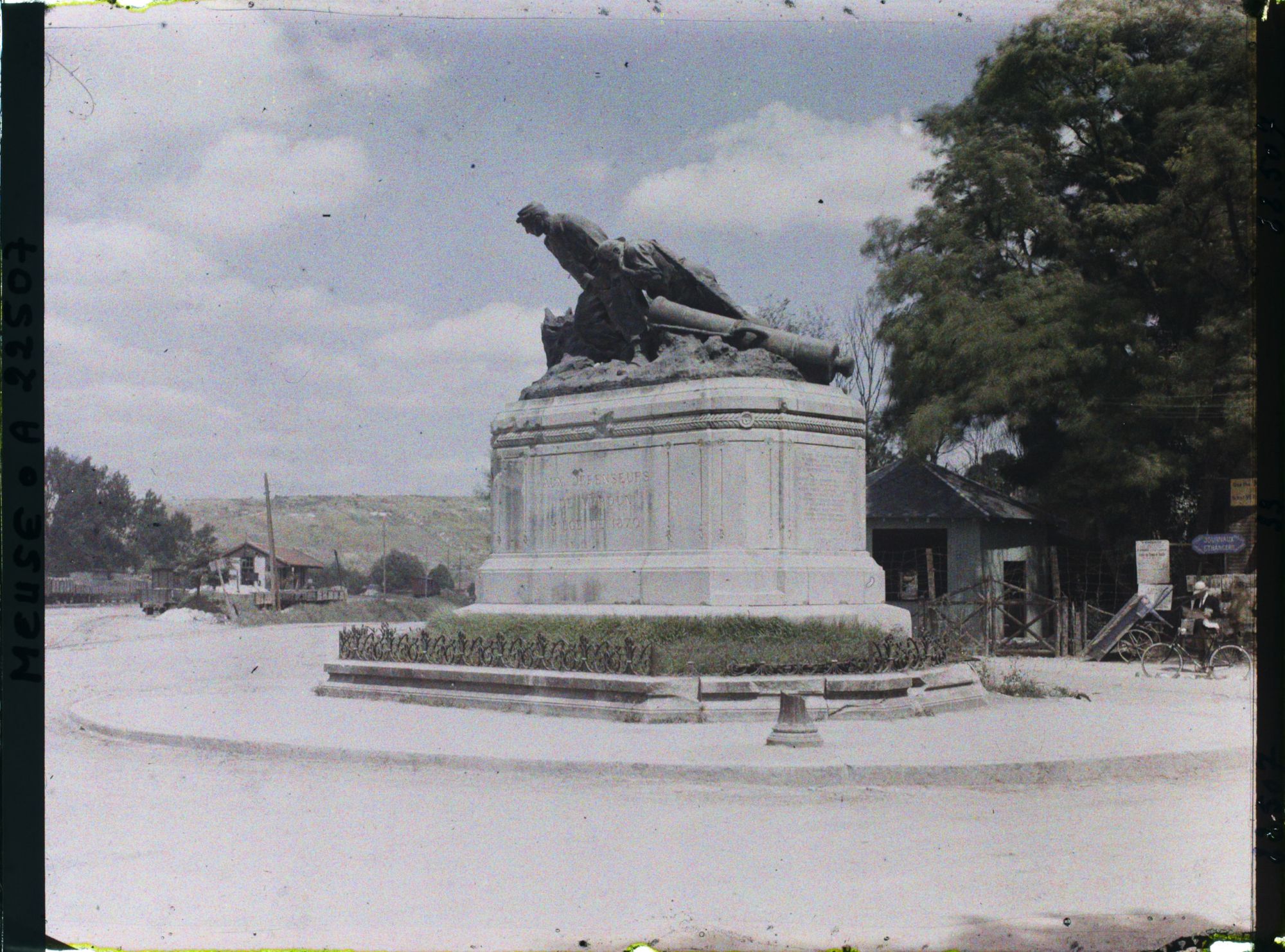 Image représentant France, Verdun, Monument de la Défense de 70