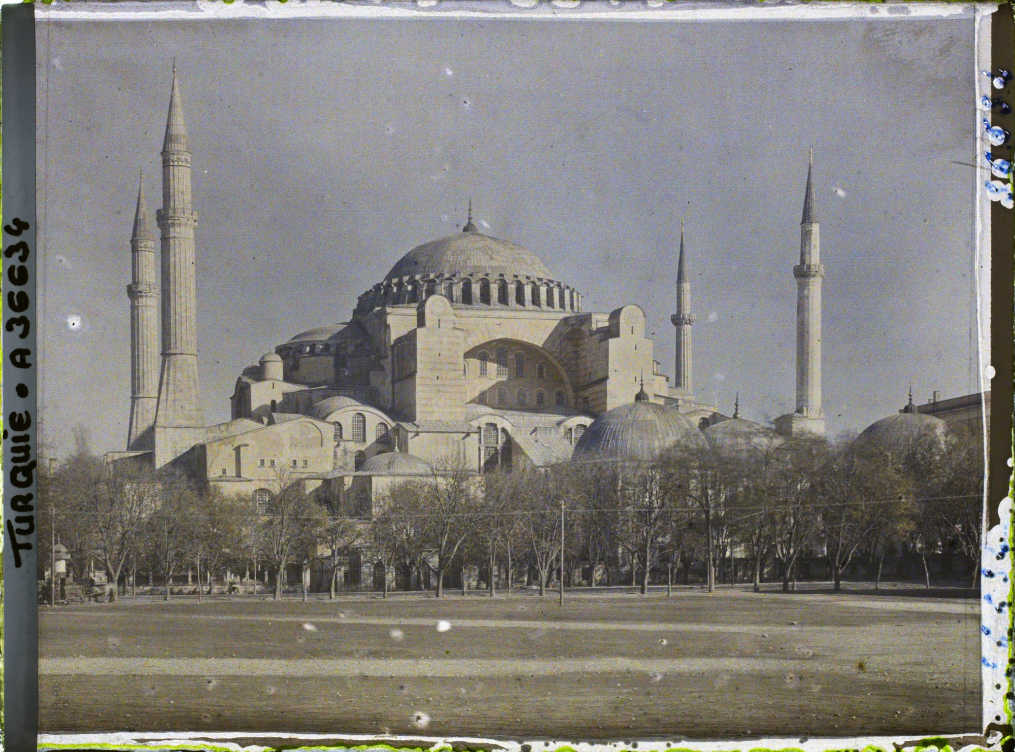 Image représentant Turquie, Constantinople , Ste Sophie, Sud-Est  plus gros