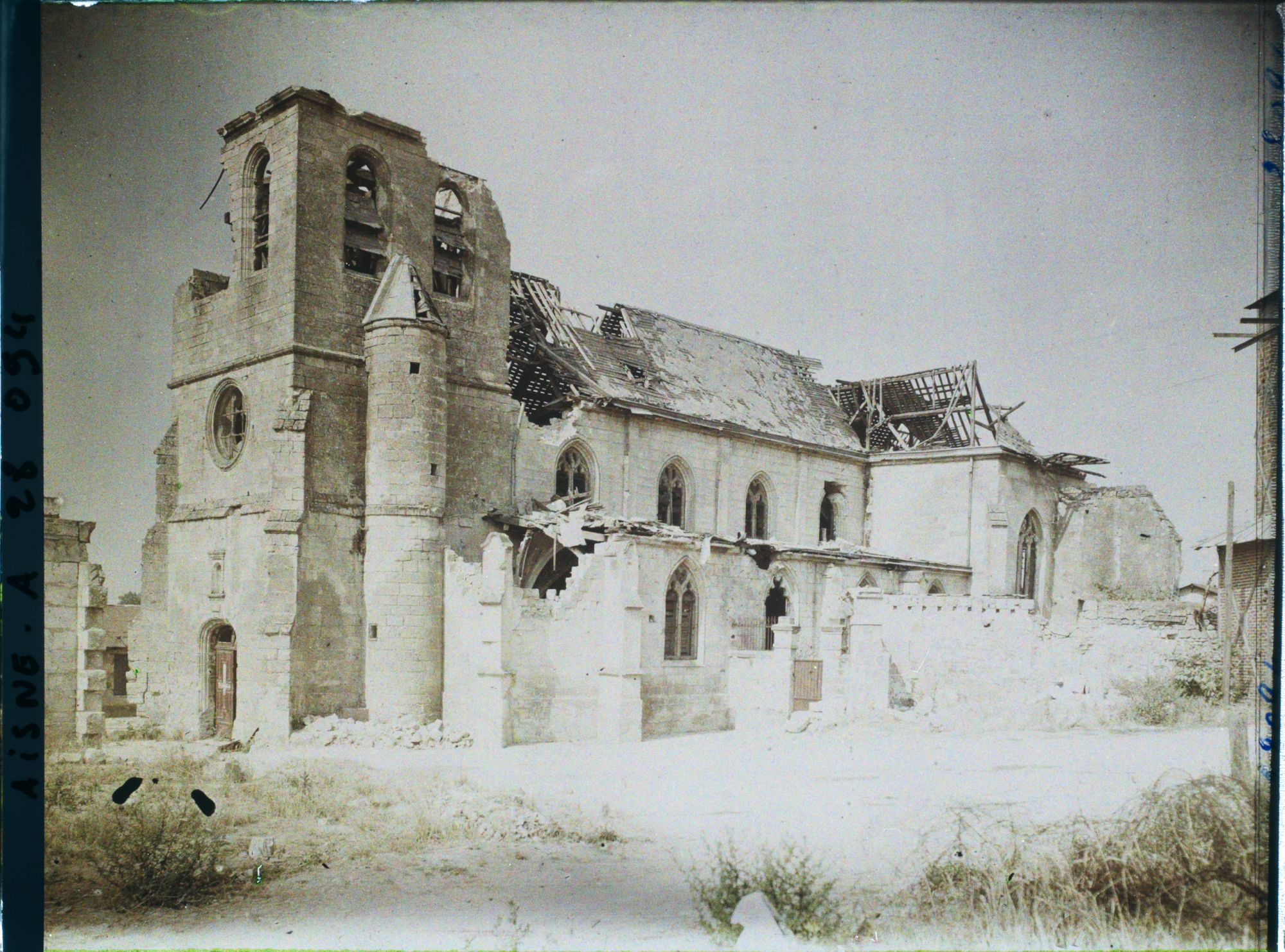 Image représentant France, Trosly Loir, L'Eglise du Village