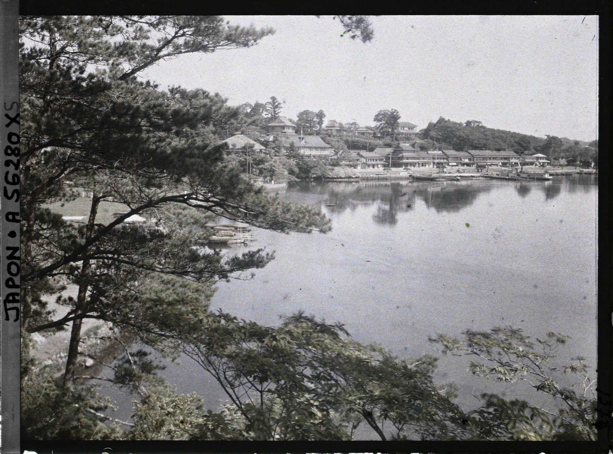 Image représentant Vue vers le quartier de Matsushima-Kaigan depuis le quartier Namiuchihama