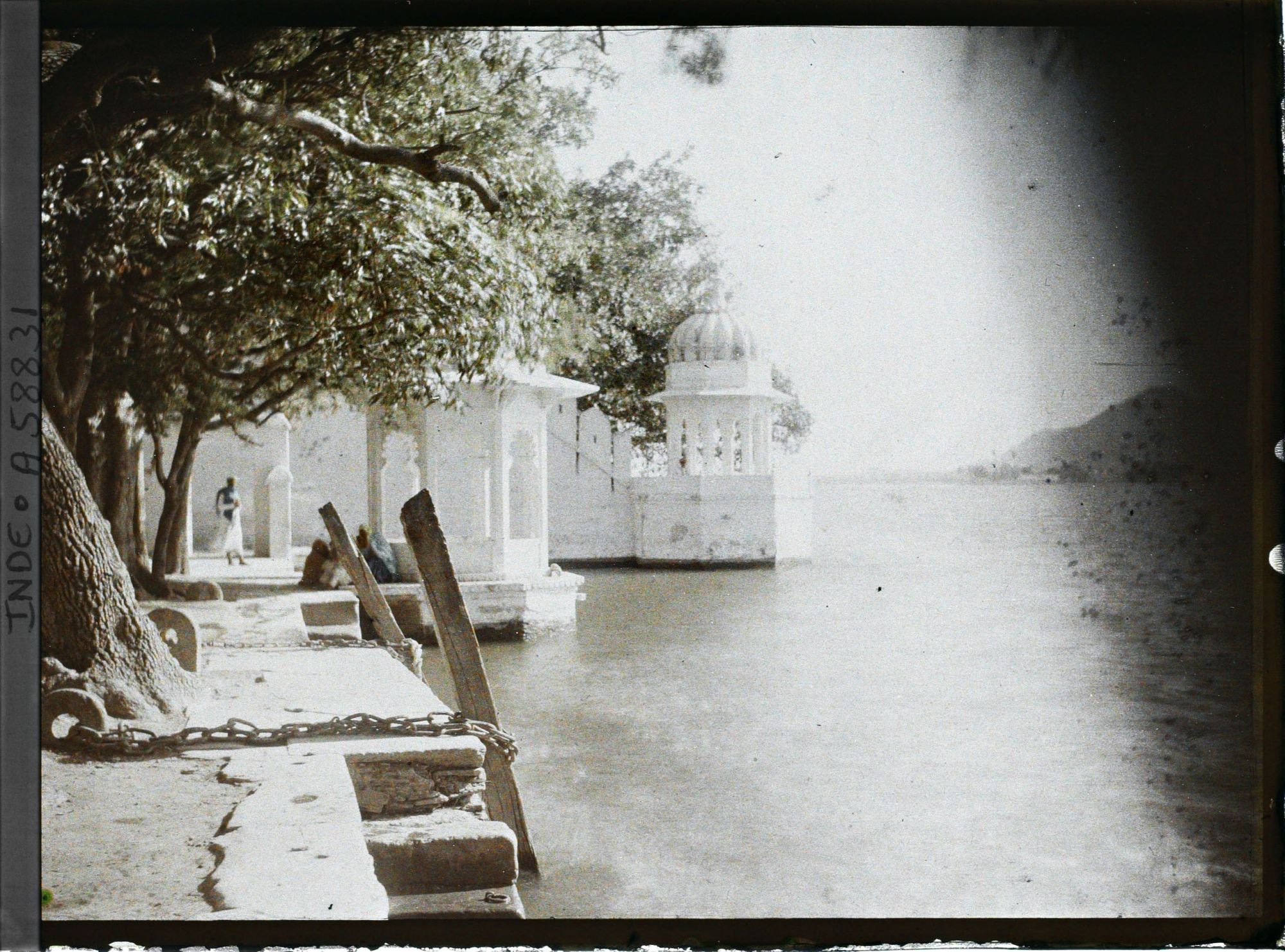 Image représentant Bord du lac Pichola